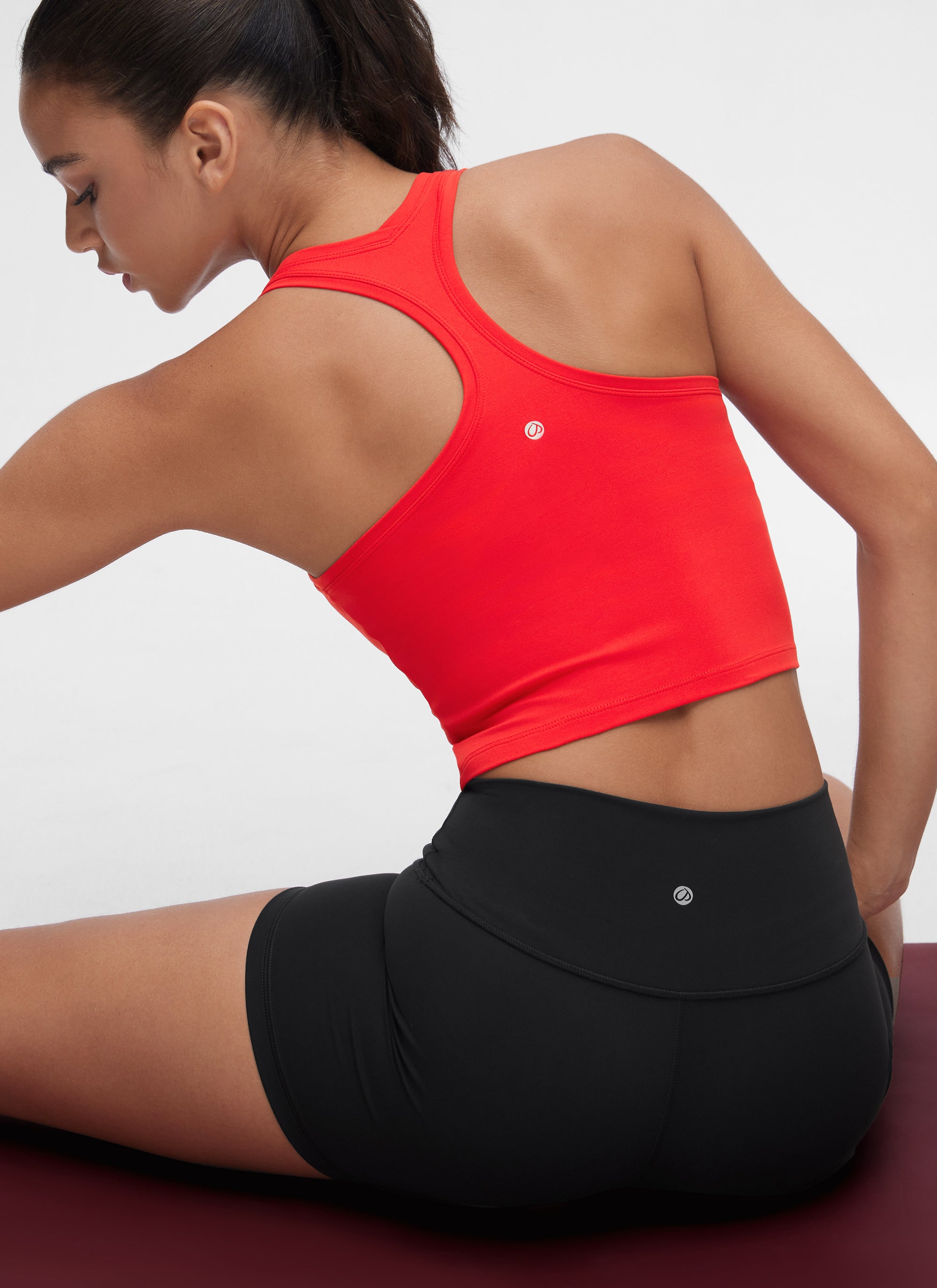 CRZ YOGA Damen Butterluxe U-Ausschnitt Racerback Yoga Tanktop Tiefrot