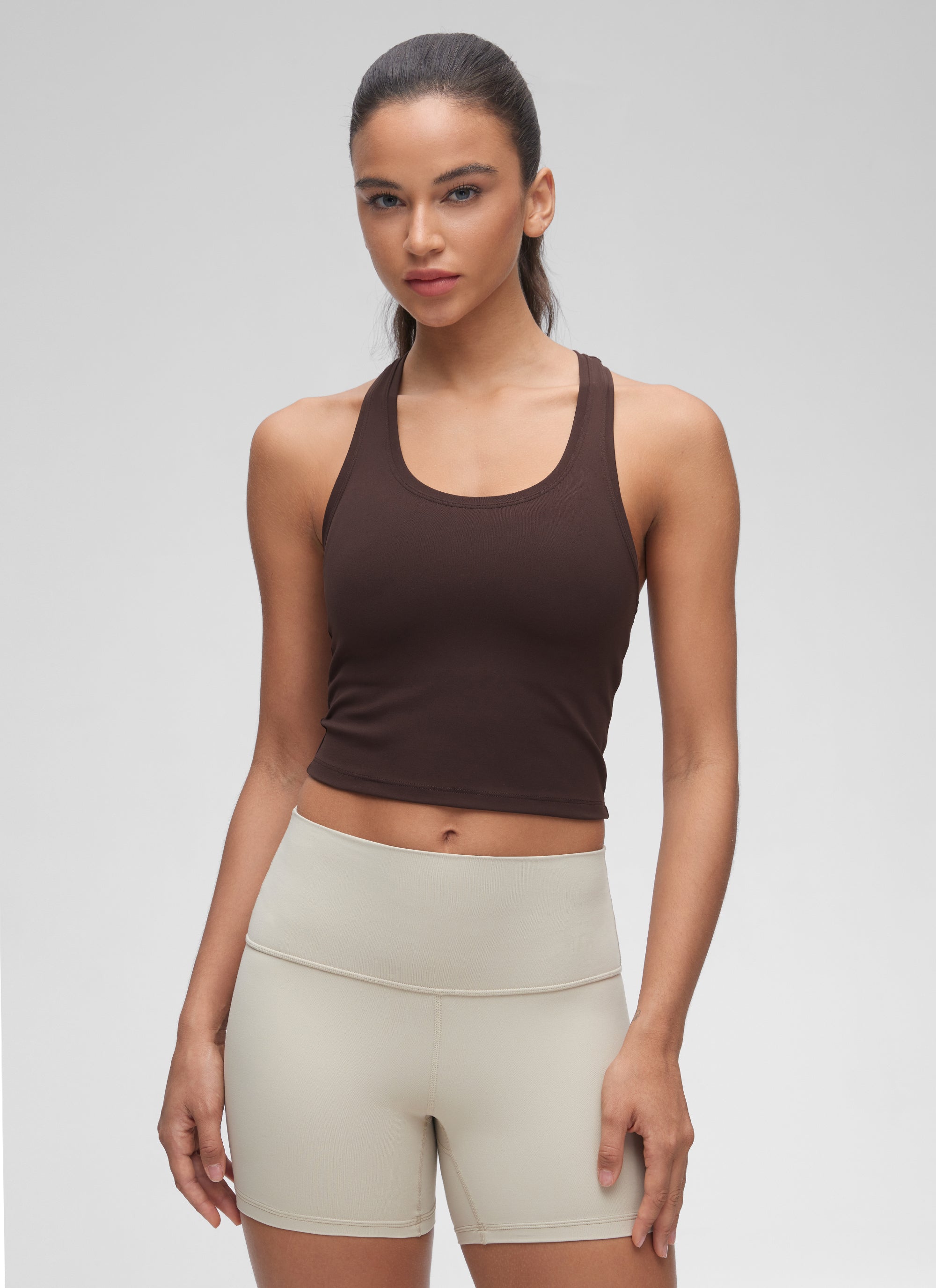 CRZ YOGA Damen Butterluxe U-Ausschnitt Racerback Yoga Tanktop Heißes Fudge-Brown