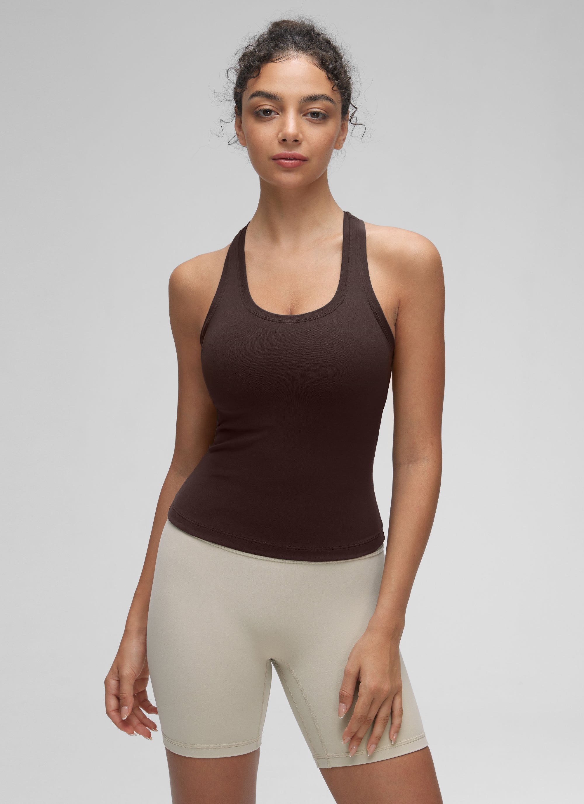 CRZ YOGA Damen Butterluxe Racerback Ärmelloses Shirt Heißes Fudge-Brown