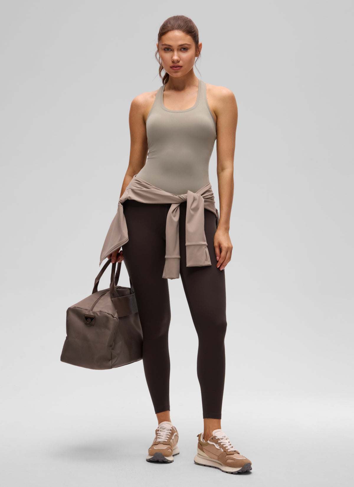 CRZ YOGA Damen Butterluxe Racerback Ärmelloses Shirt Warmes Aschgrau