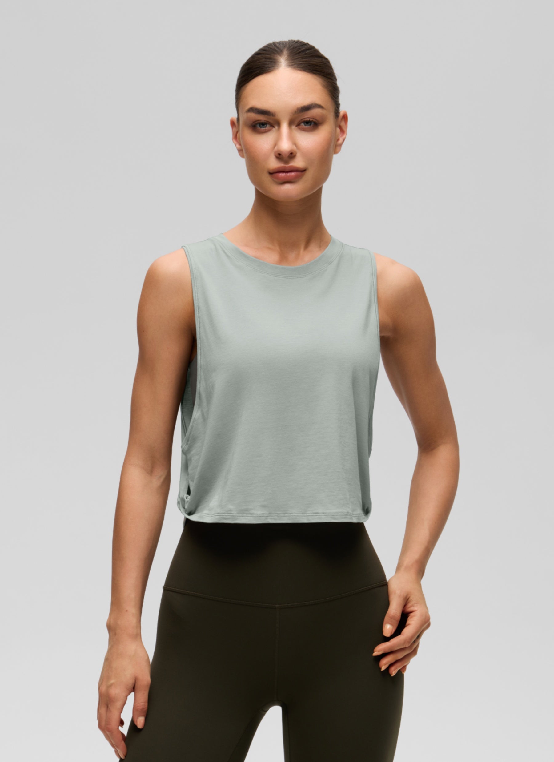 CRZ YOGA Damen Ärmelloses Sport Tank Top Leichte Fitness Crop Top Jade Gray