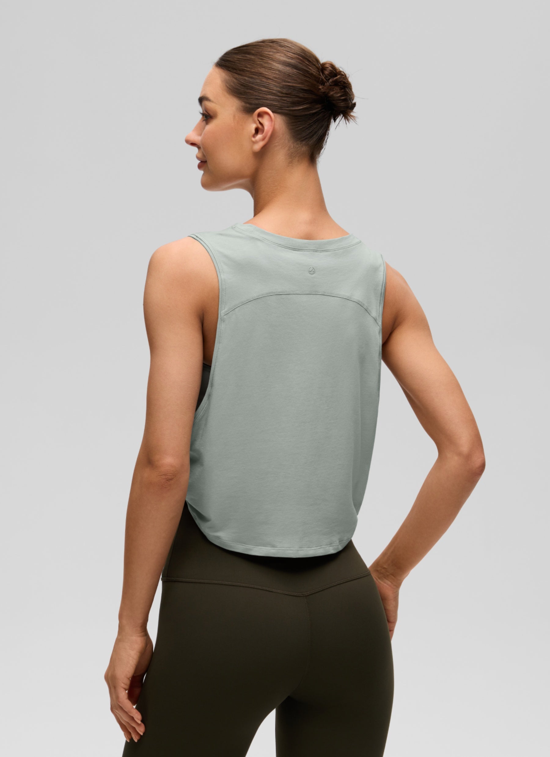 CRZ YOGA Damen Ärmelloses Sport Tank Top Leichte Fitness Crop Top Jade Gray