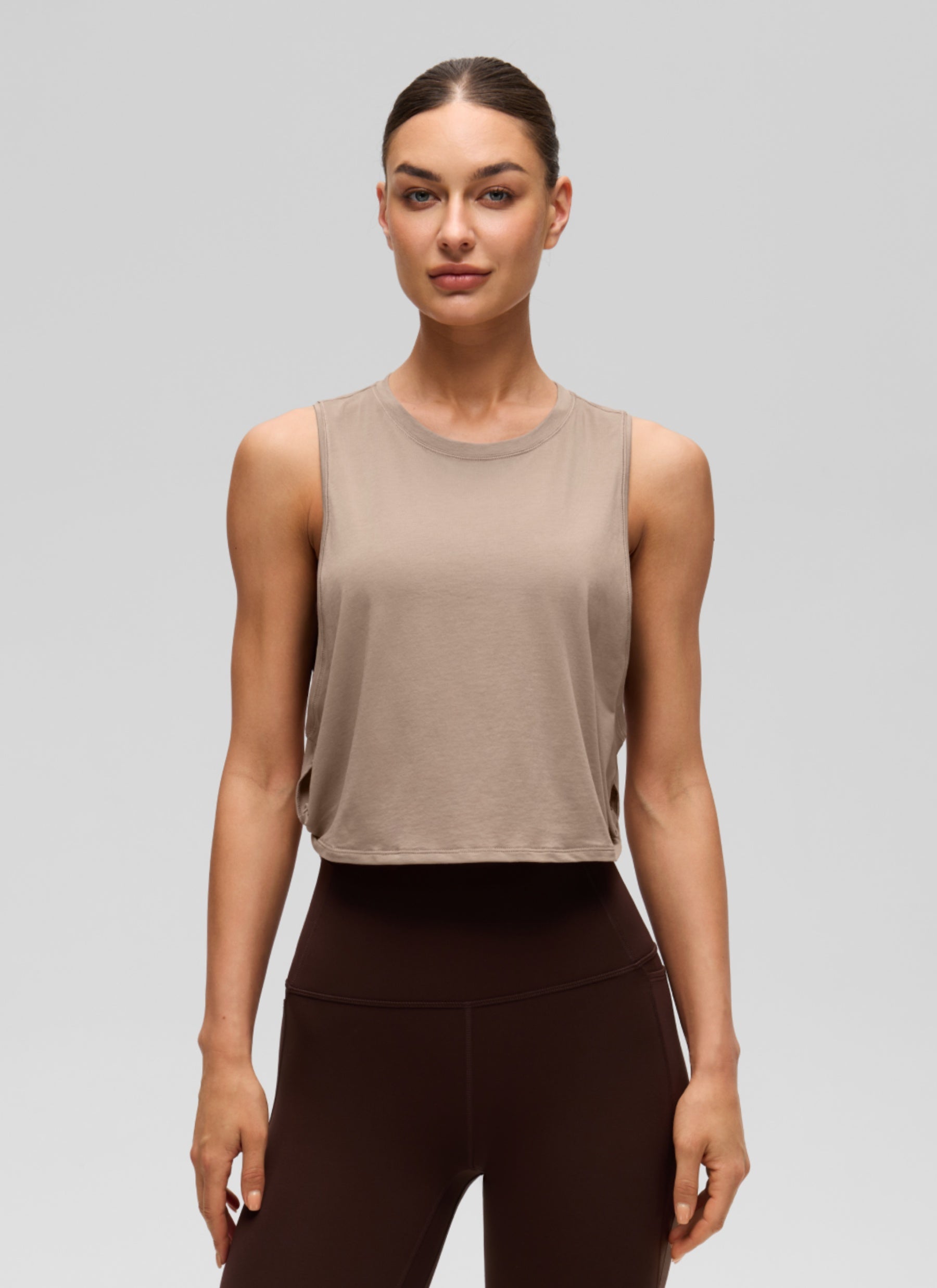 CRZ YOGA Damen Ärmelloses Sport Tank Top Leichte Fitness Crop Top Mörtelfarbe