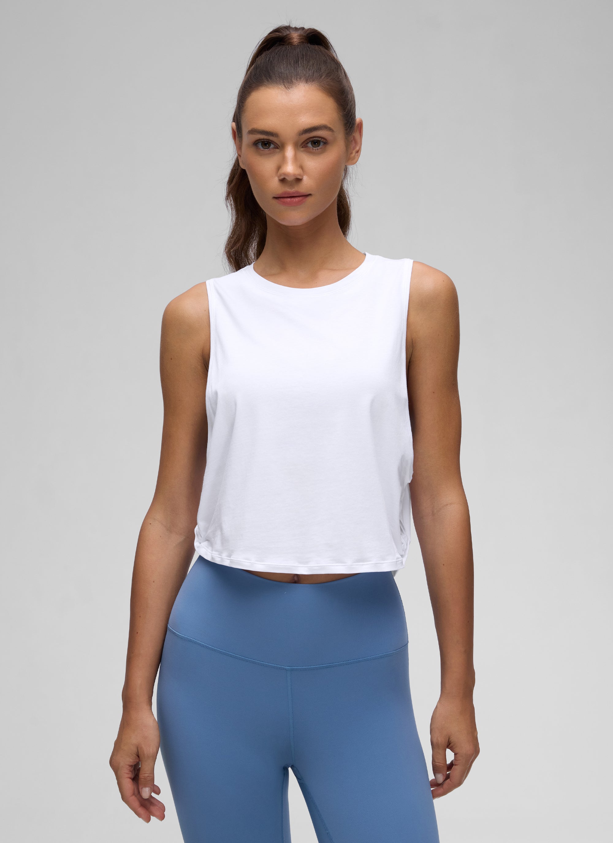 CRZ YOGA Damen Ärmelloses Sport Tank Top Leichte Fitness Crop Top Weiss