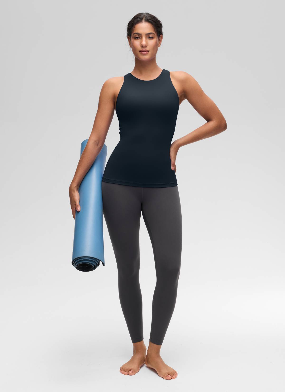 CRZ YOGA Damen Butterluxe Hüftlanges Racerback Gepolstert Tank Top Echte Marine