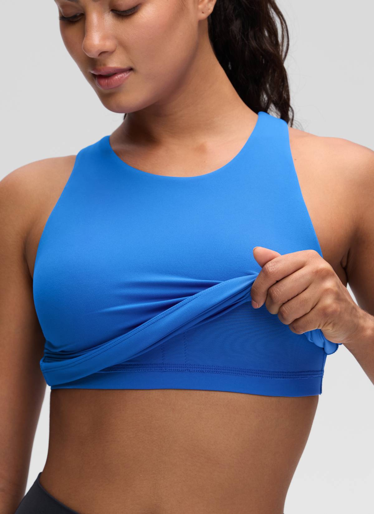 CRZ YOGA Damen Butterluxe Hüftlanges Racerback Gepolstert Tank Top Funkelndes Blau
