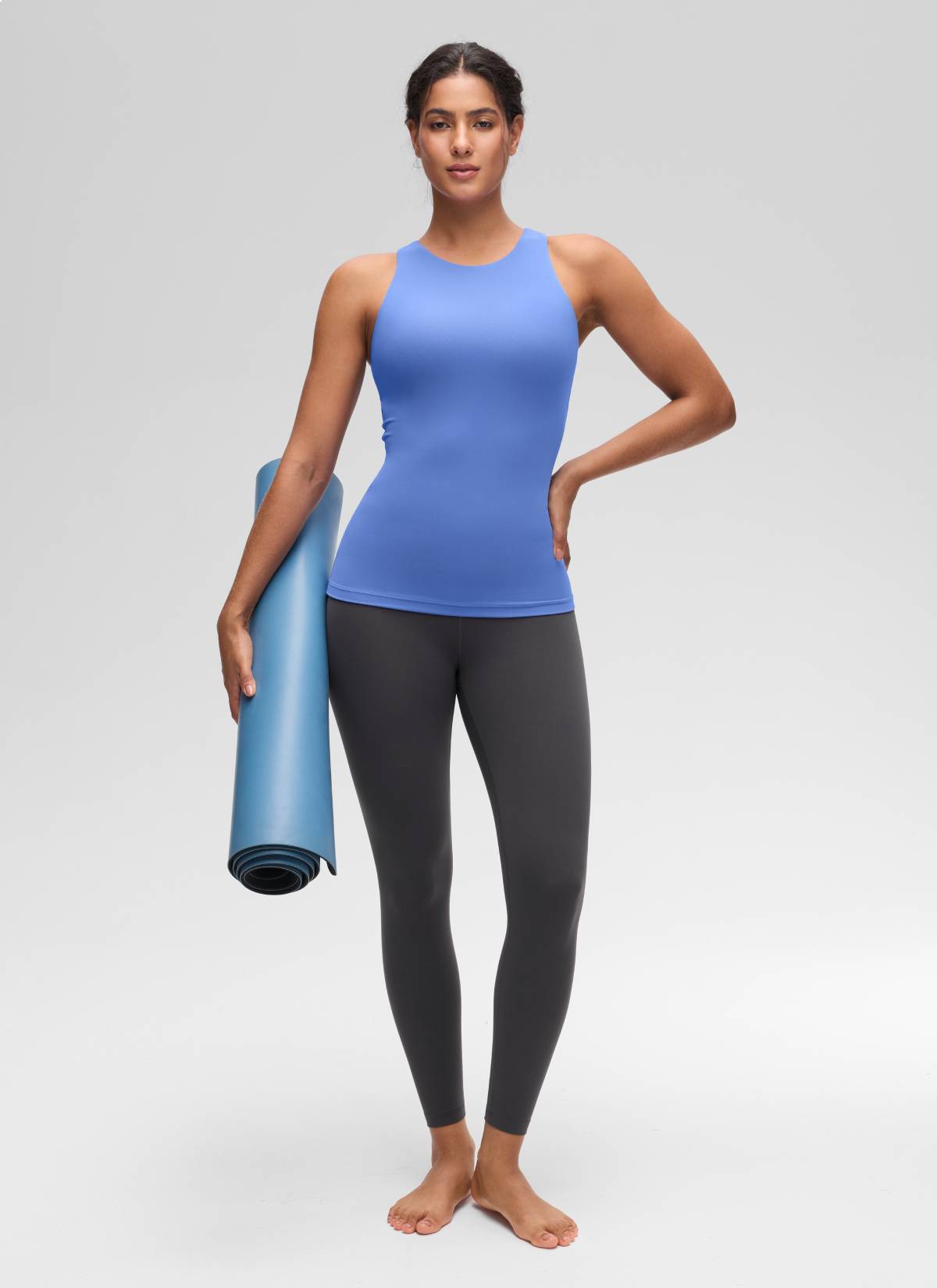 CRZ YOGA Damen Butterluxe Hüftlanges Racerback Gepolstert Tank Top Wildes Indigo