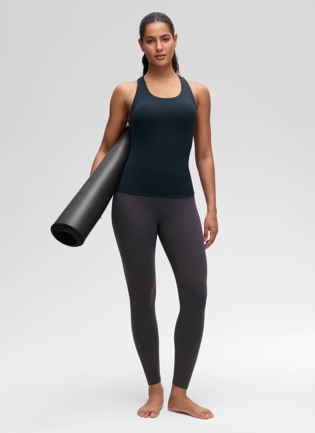 CRZ YOGA Damen Butterluxe Racerback TankTops mit Integriertem BH Echte Marine