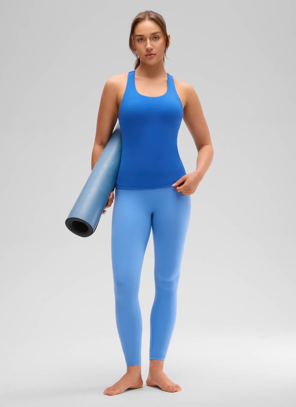 CRZ YOGA Damen Butterluxe Racerback TankTops mit Integriertem BH Funkelndes Blau