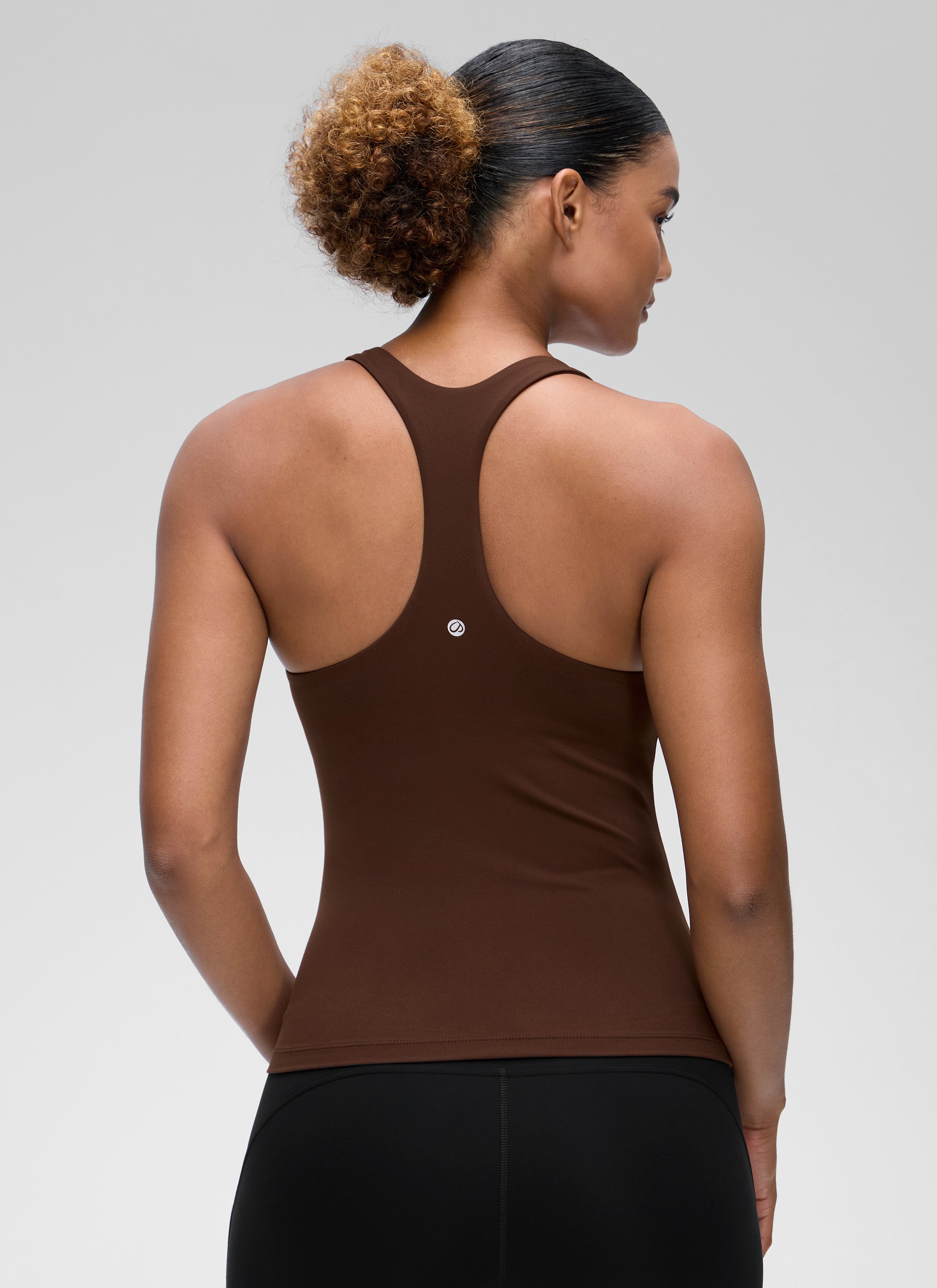 CRZ YOGA Damen Butterluxe Racerback TankTops mit Integriertem BH Lava Braun