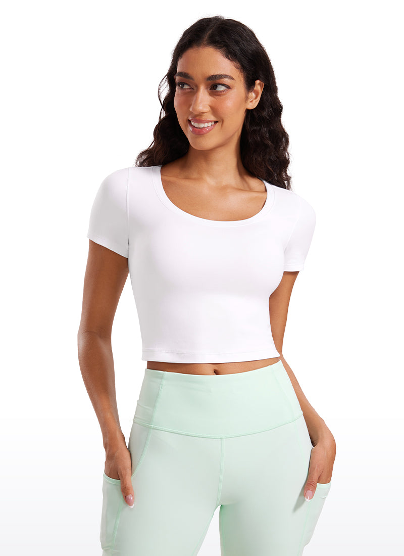 CRZ YOGA Damen Butterluxe Scoop-Neck Crop Slim Fit Kurzarm Shirts Weiss