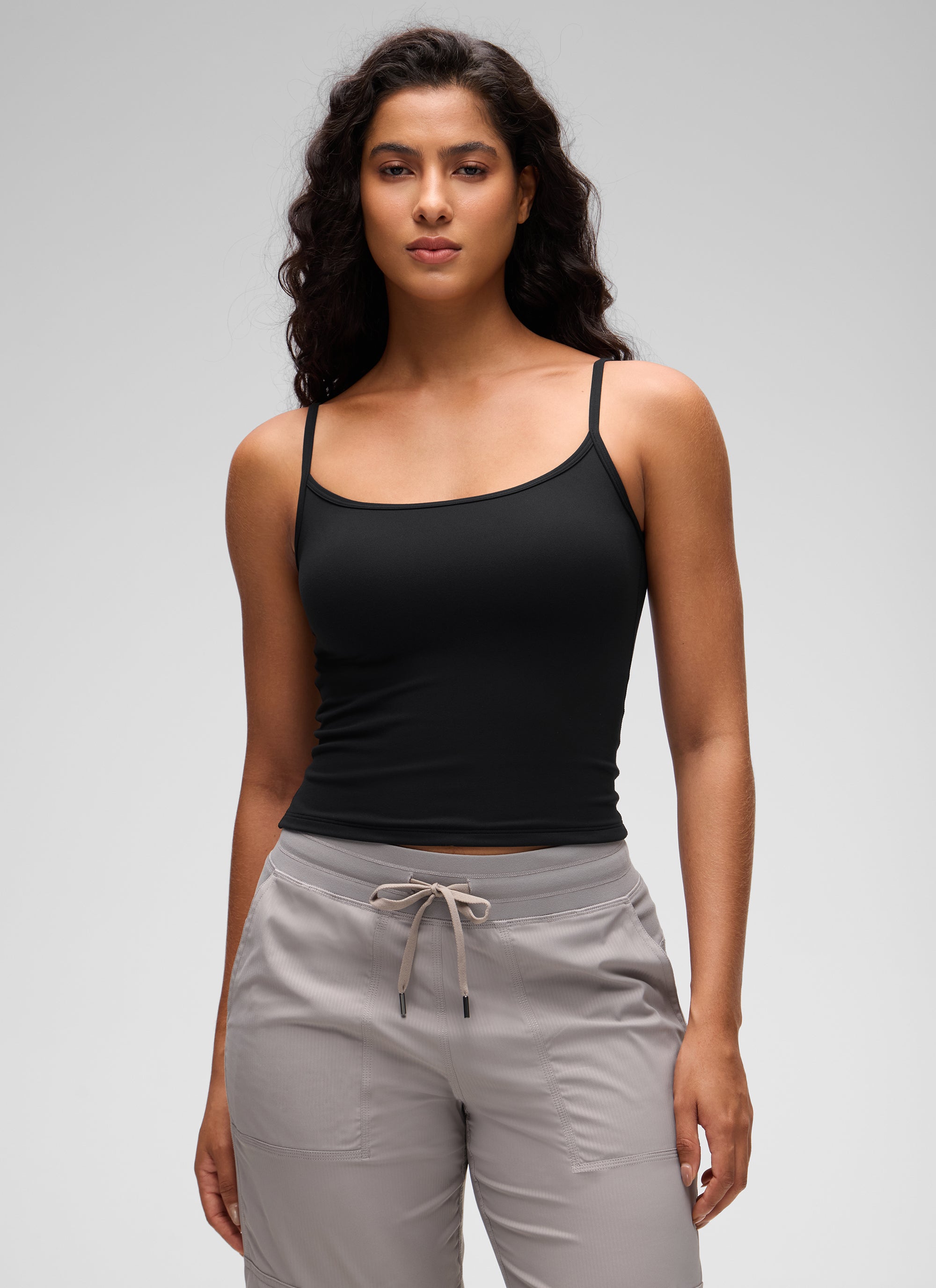 CRZ YOGA Damen Butterluxe Doppelt Gefüttert Camisole Tops Schwarz