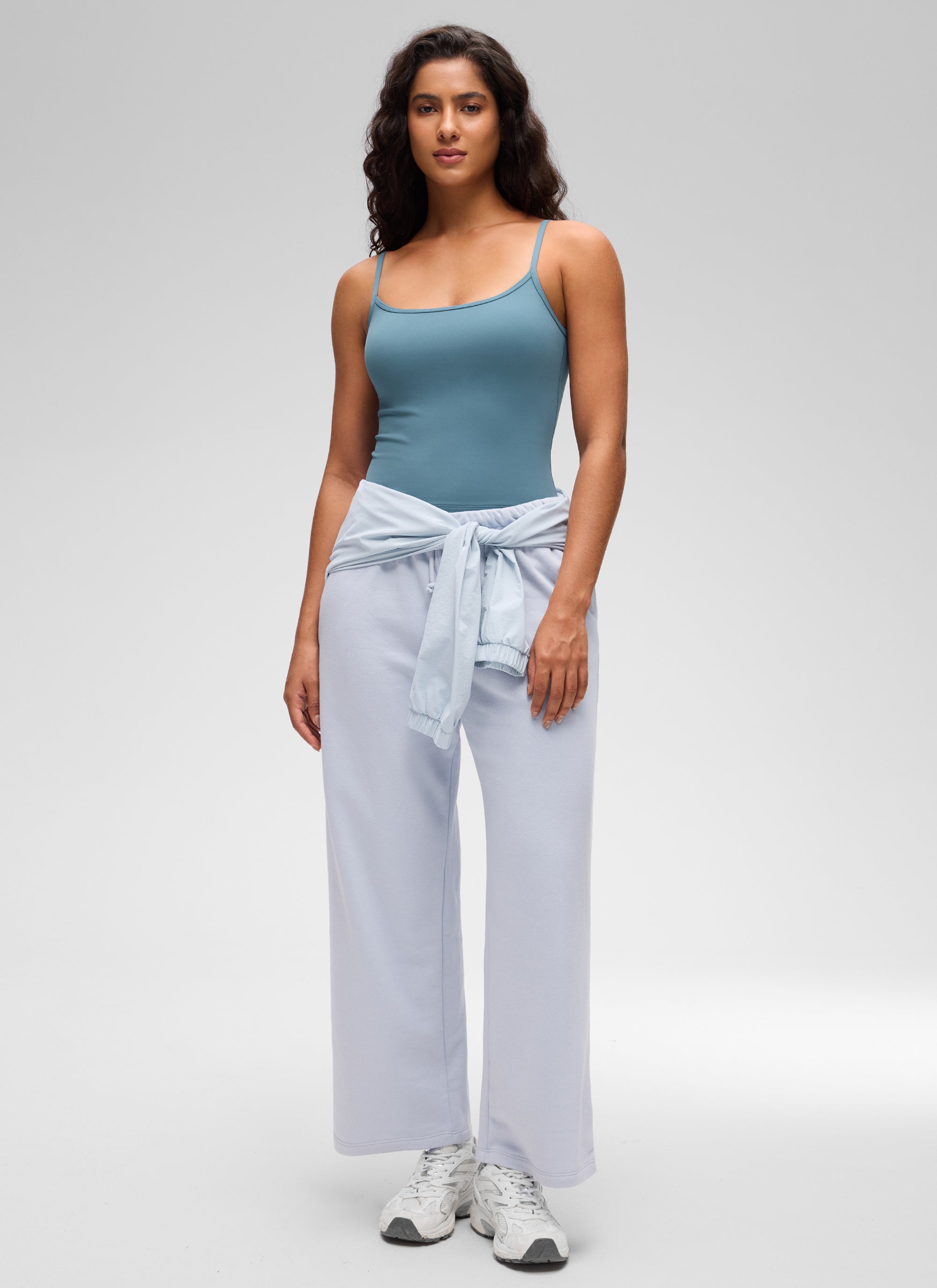 CRZ YOGA Damen Butterluxe Doppelt Gefüttert Camisole Tops Blaue Asche