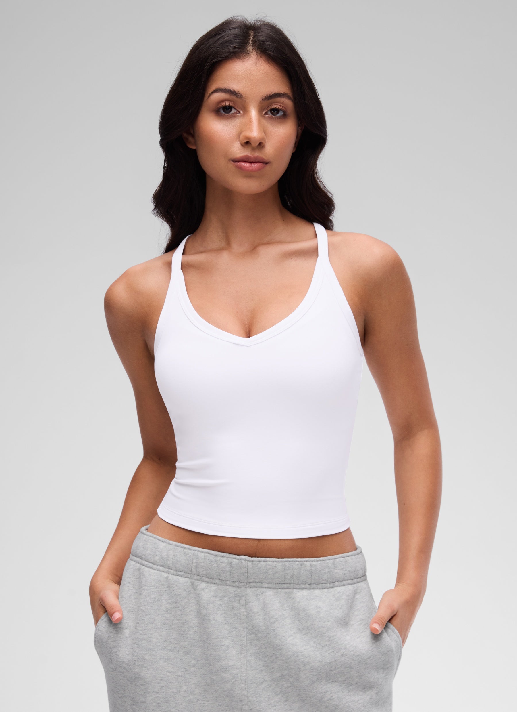 CRZ YOGA Damen Butterluxe Doppelt Gefüttert V-Ausschnitt Camisole Weiss
