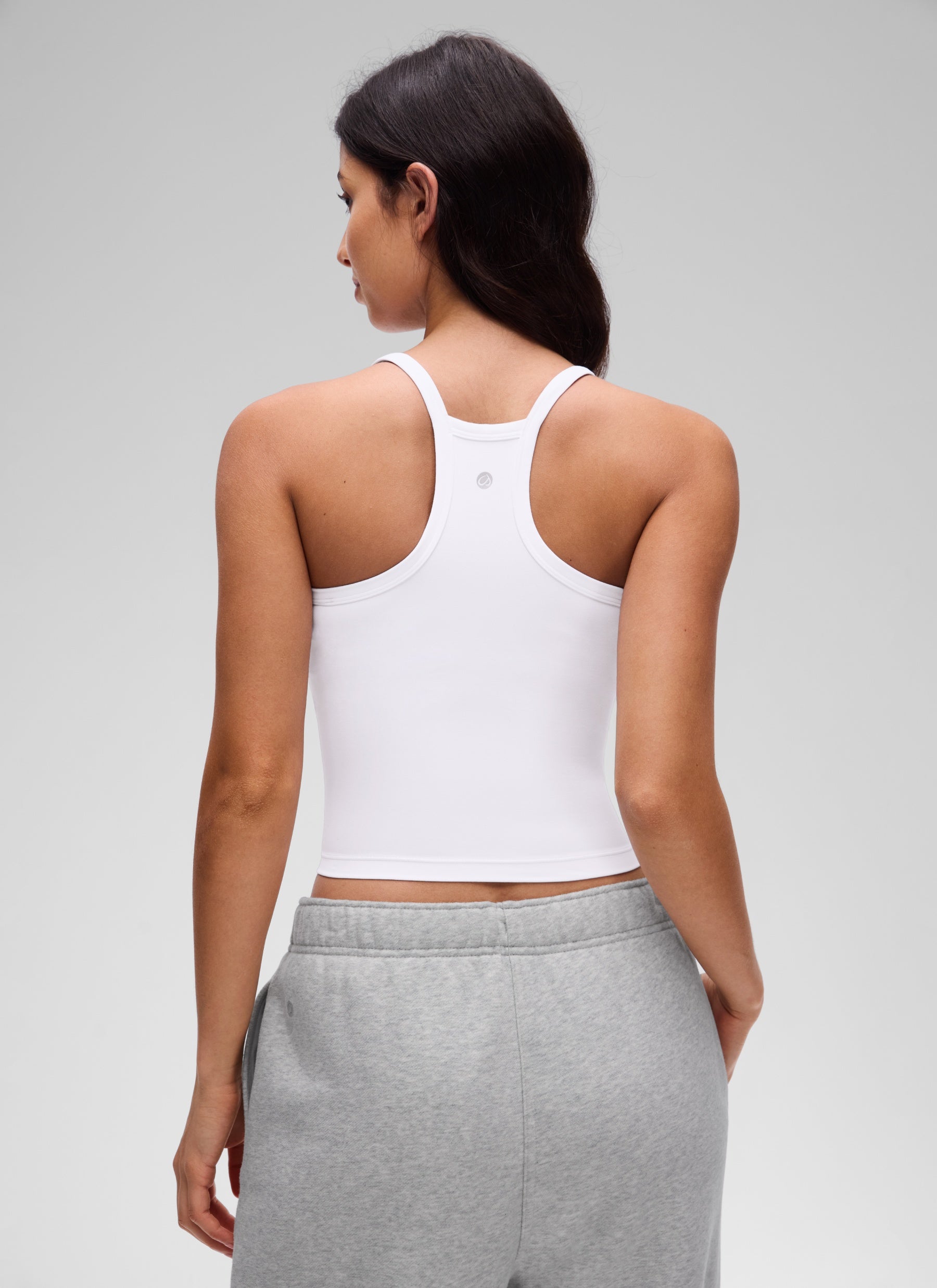 CRZ YOGA Damen Butterluxe Doppelt Gefüttert V-Ausschnitt Camisole Weiss