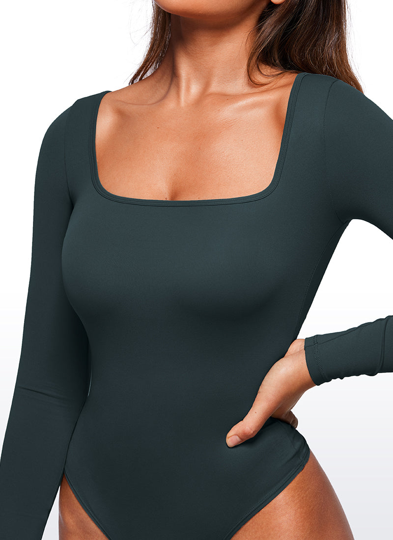 CRZ YOGA Damen Butterluxe Square neck Langarm Bodysuit Wald Dunkelgrün