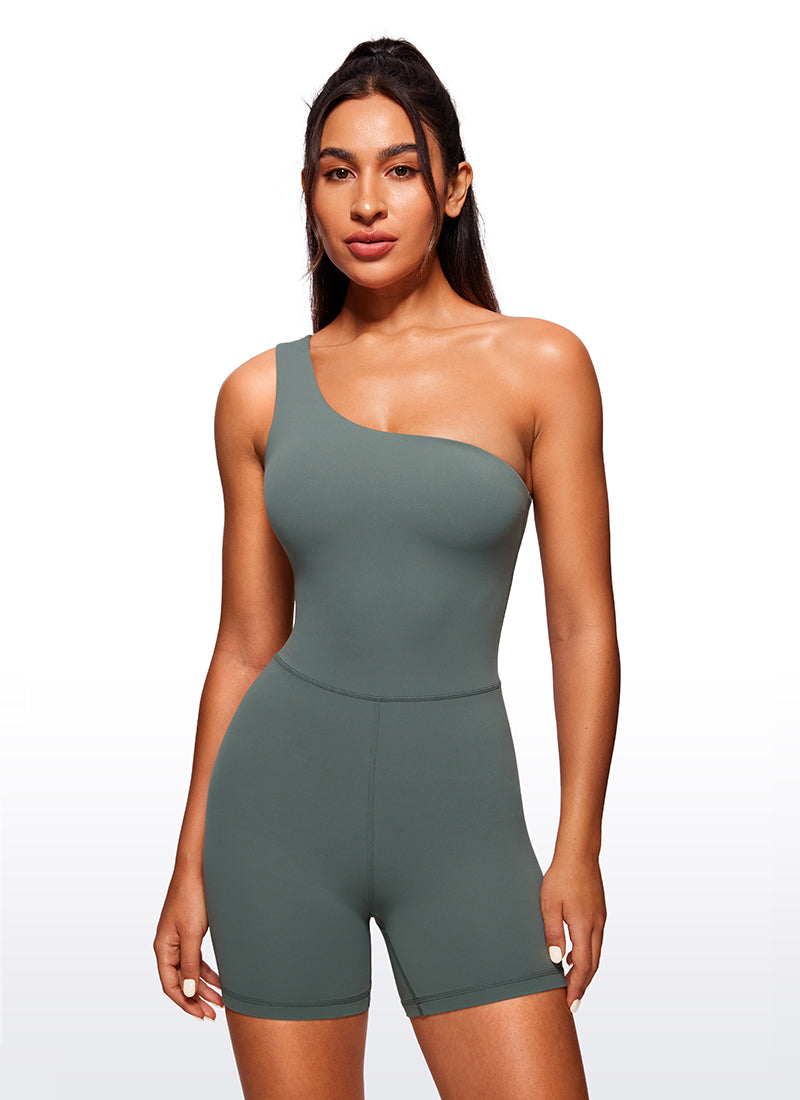 CRZ YOGA Damen Butterluxe Kurz Eng Eine Schulter Jumpsuit Grauer Salbei