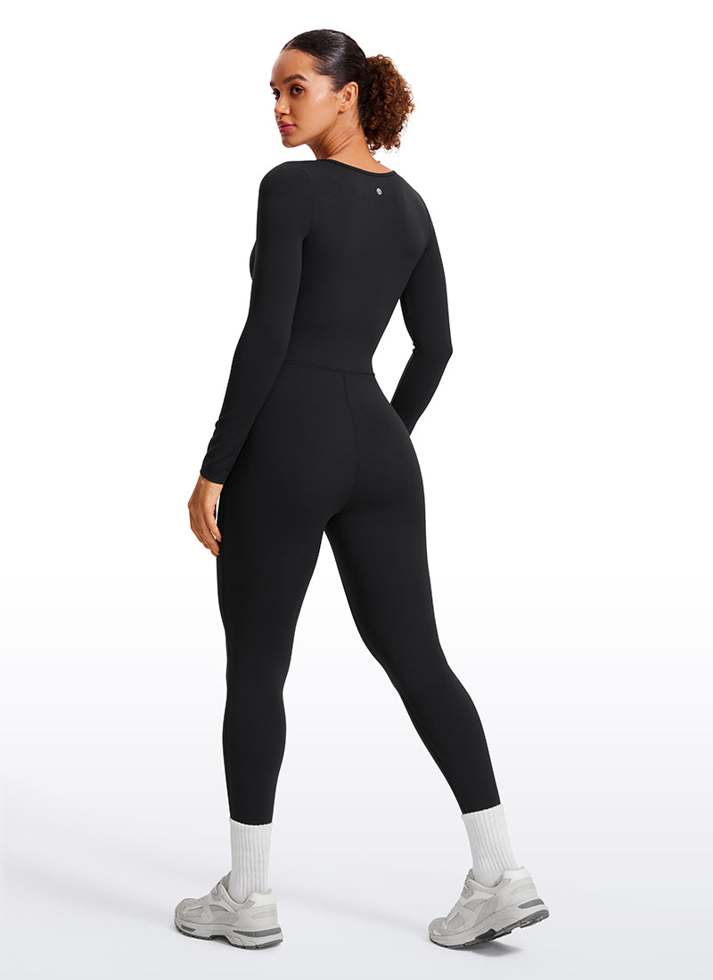 CRZ YOGA Damen Butterluxe Langarm U-Ausschnitt Jumpsuit 64cm Schwarz