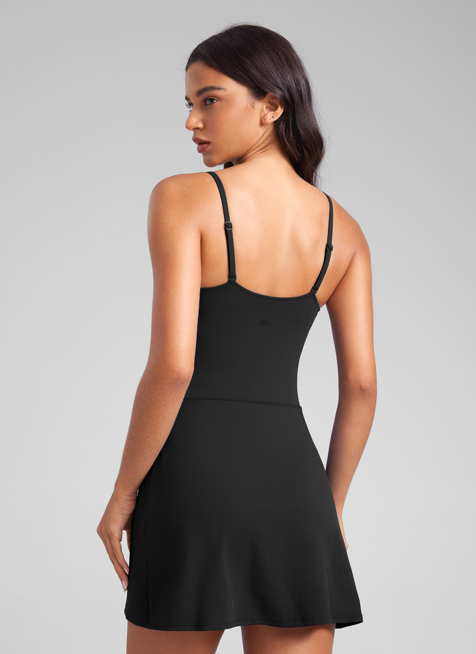 CRZ YOGA Damen Butterluxe Spaghettiträger Tenniskleid mit Shorts Schwarz