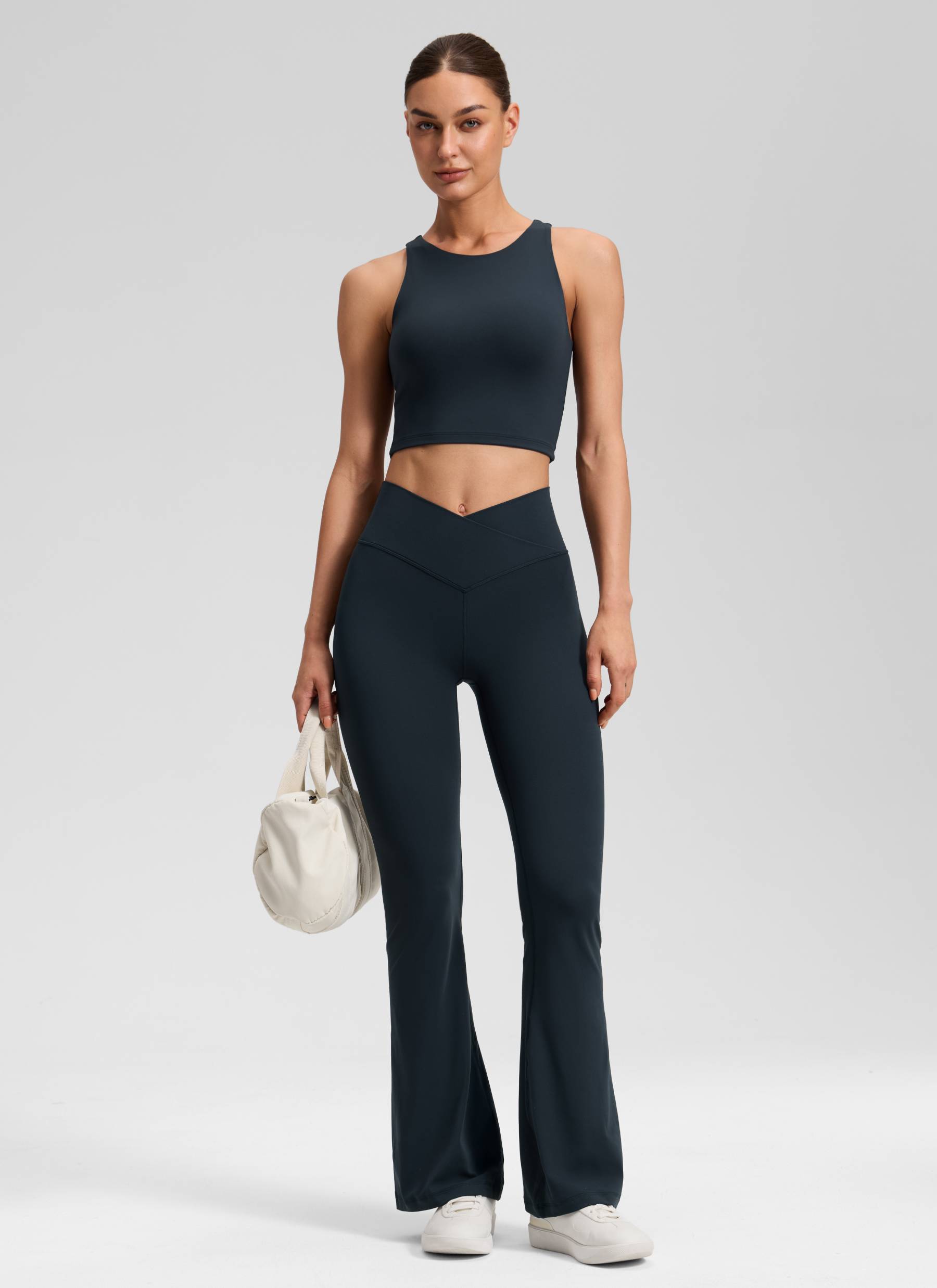 CRZ YOGA Damen Butterluxe Bootcut Yoga Leggings Crossover - 79cm Echte Marine