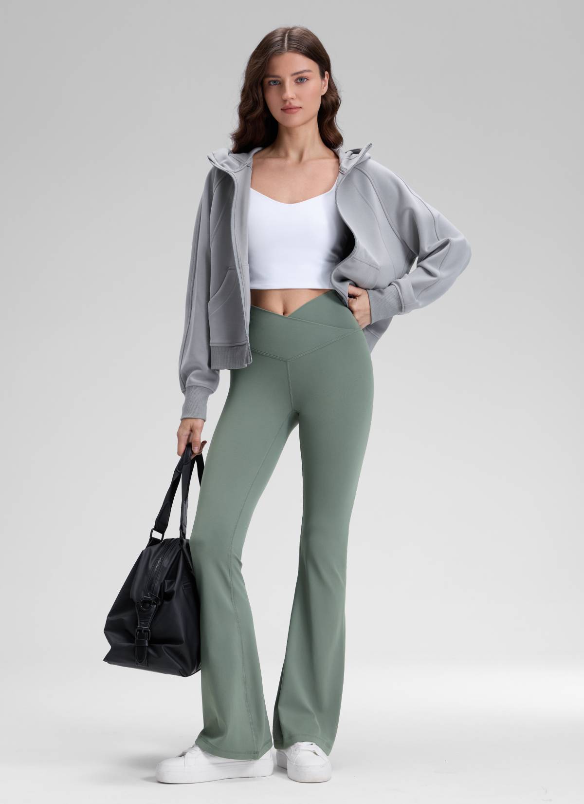 CRZ YOGA Damen Butterluxe Bootcut Yoga Leggings Crossover - 79cm Grauer Salbei