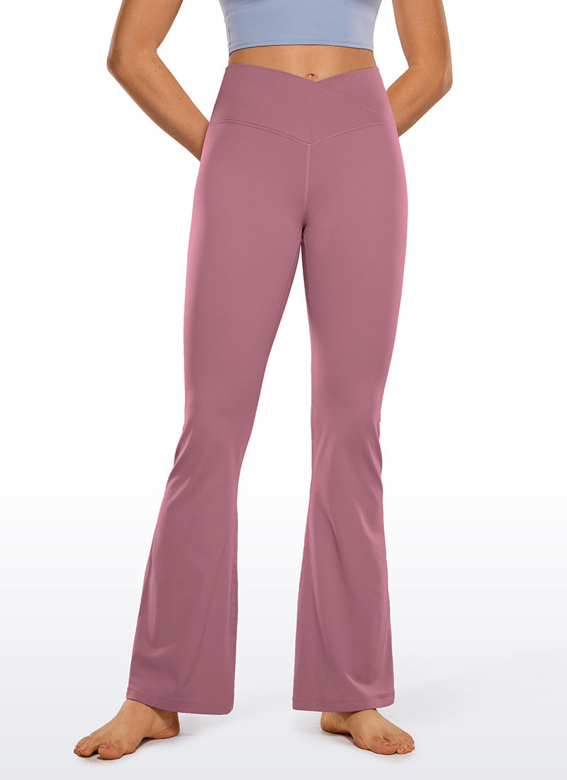 CRZ YOGA Damen Butterluxe Bootcut Yoga Leggings Crossover - 79cm Samtstaub