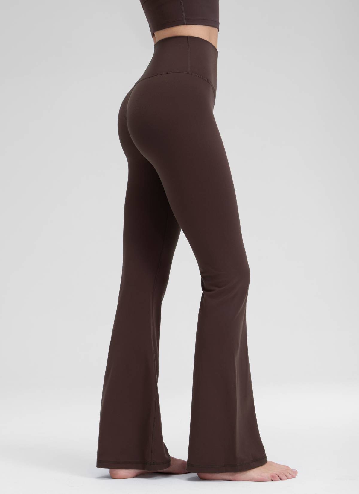 CRZ YOGA Damen Butterluxe Bootcut Yoga Leggings Crossover - 79cm Heißes Fudge-Brown