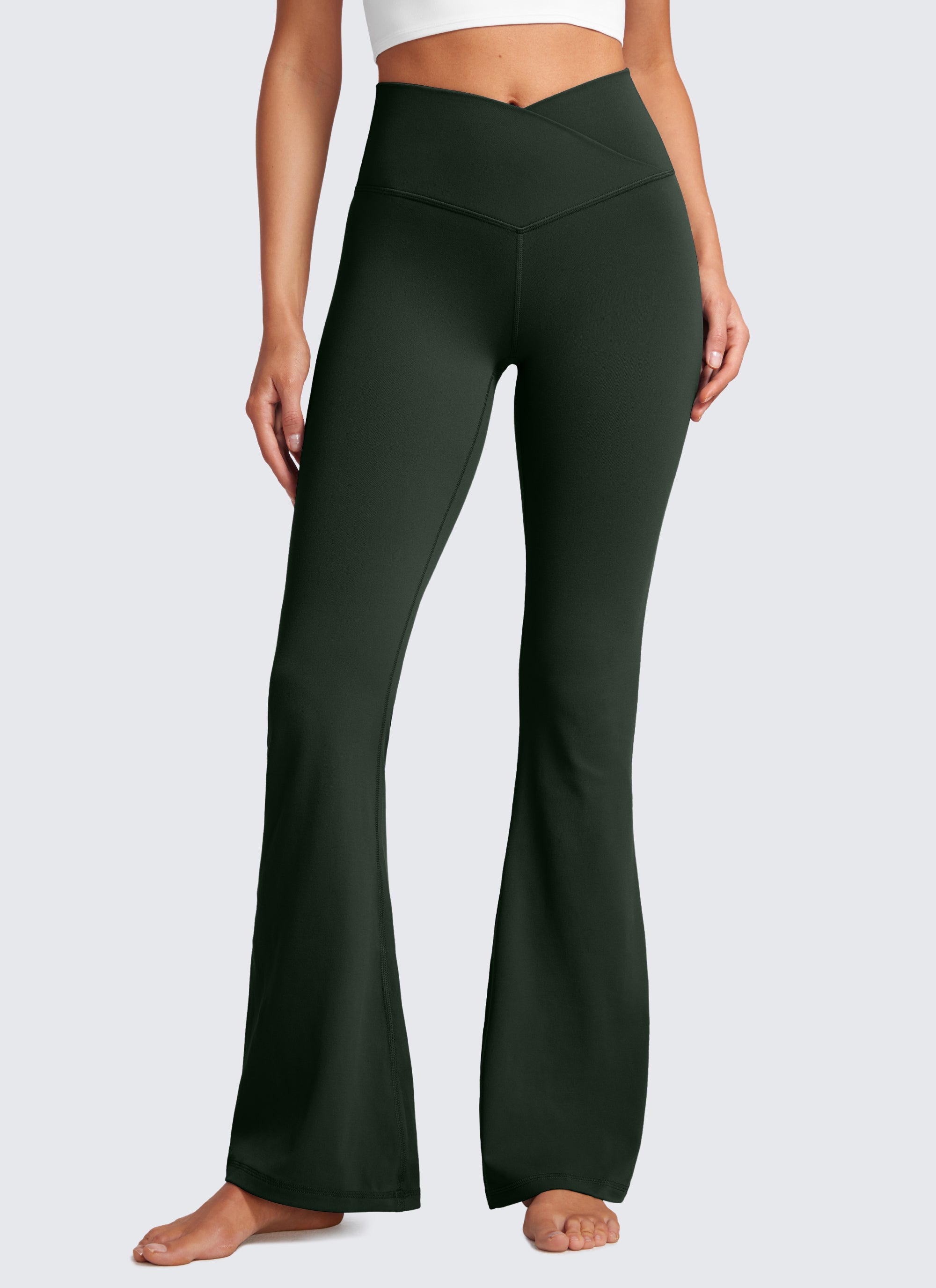 CRZ YOGA Damen Butterluxe Bootcut Yoga Leggings Crossover - 74cm Legende Grün