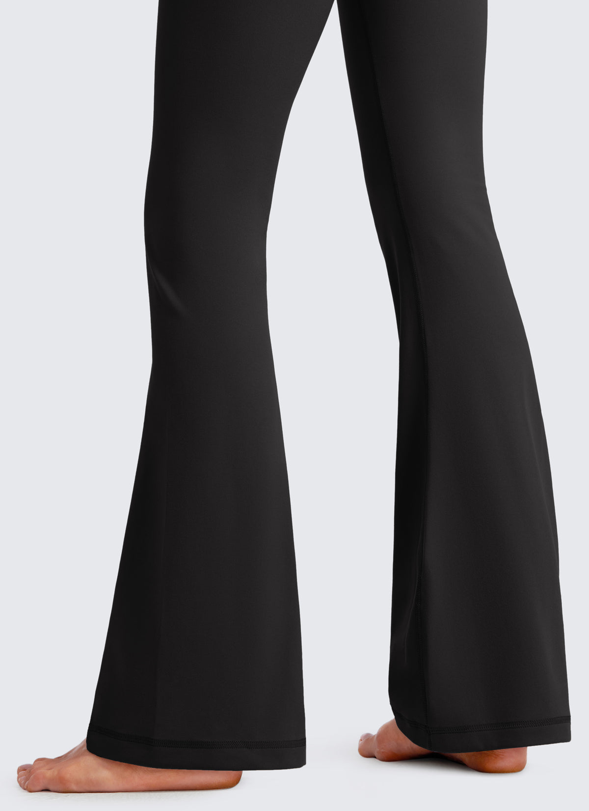CRZ YOGA Damen Butterluxe Bootcut Yoga Leggings Crossover - 84 cm Schwarz