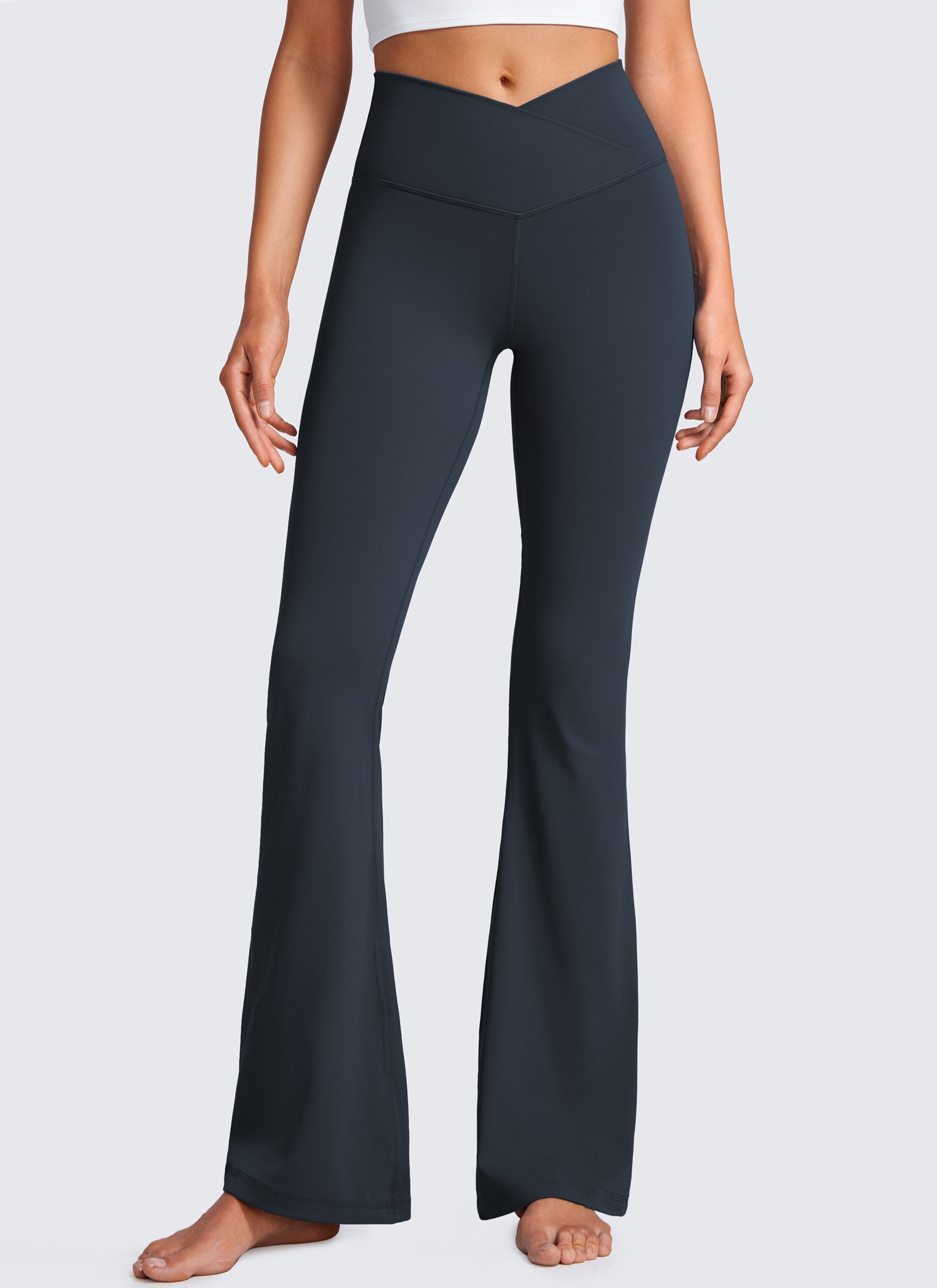 CRZ YOGA Damen Butterluxe Bootcut Yoga Leggings Crossover - 85cm Echte Marine