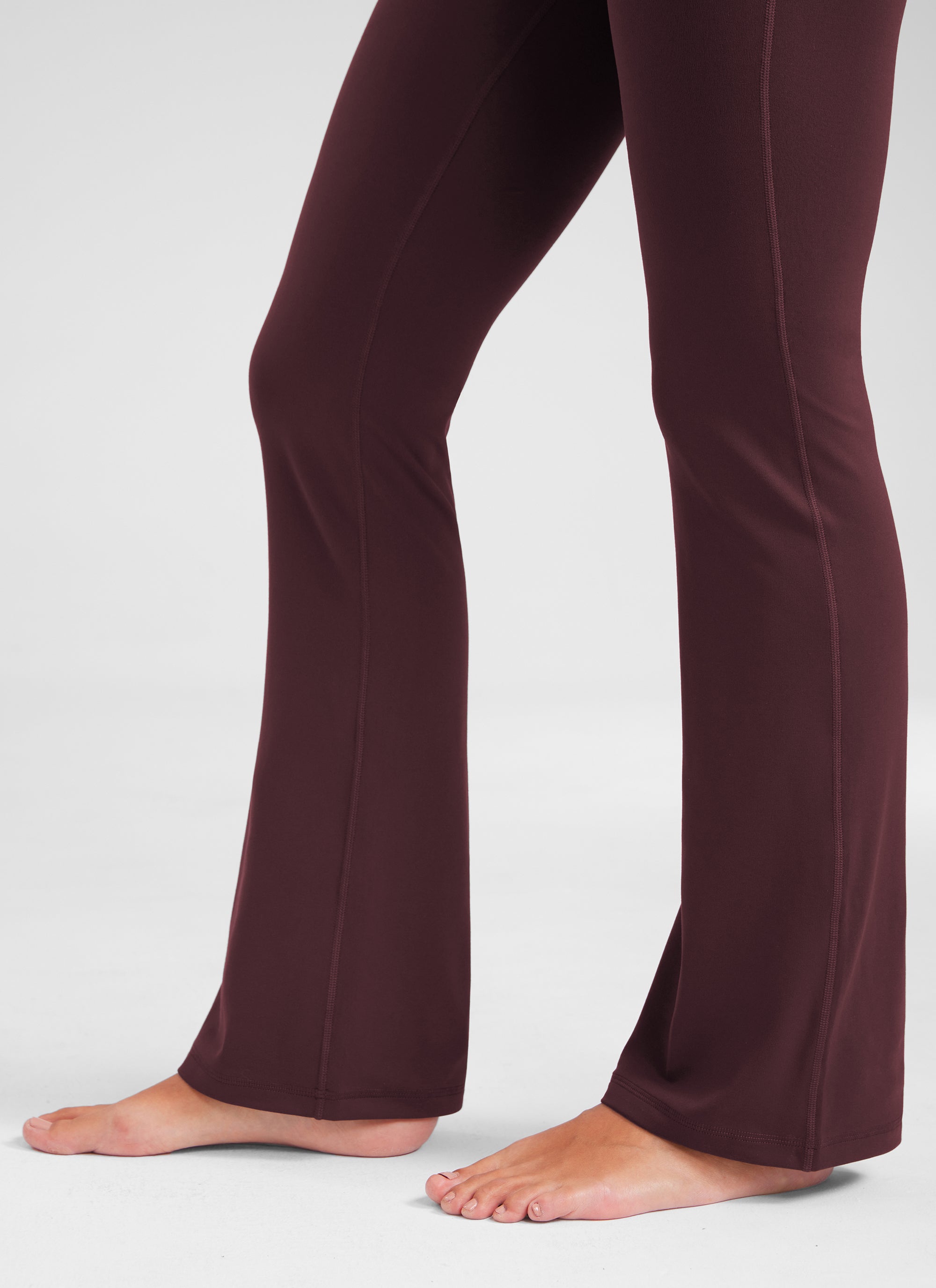 CRZ YOGA Damen Butterluxe Flared Schlaghose Yogahose Leggings - 77.5cm Reife Pflaume