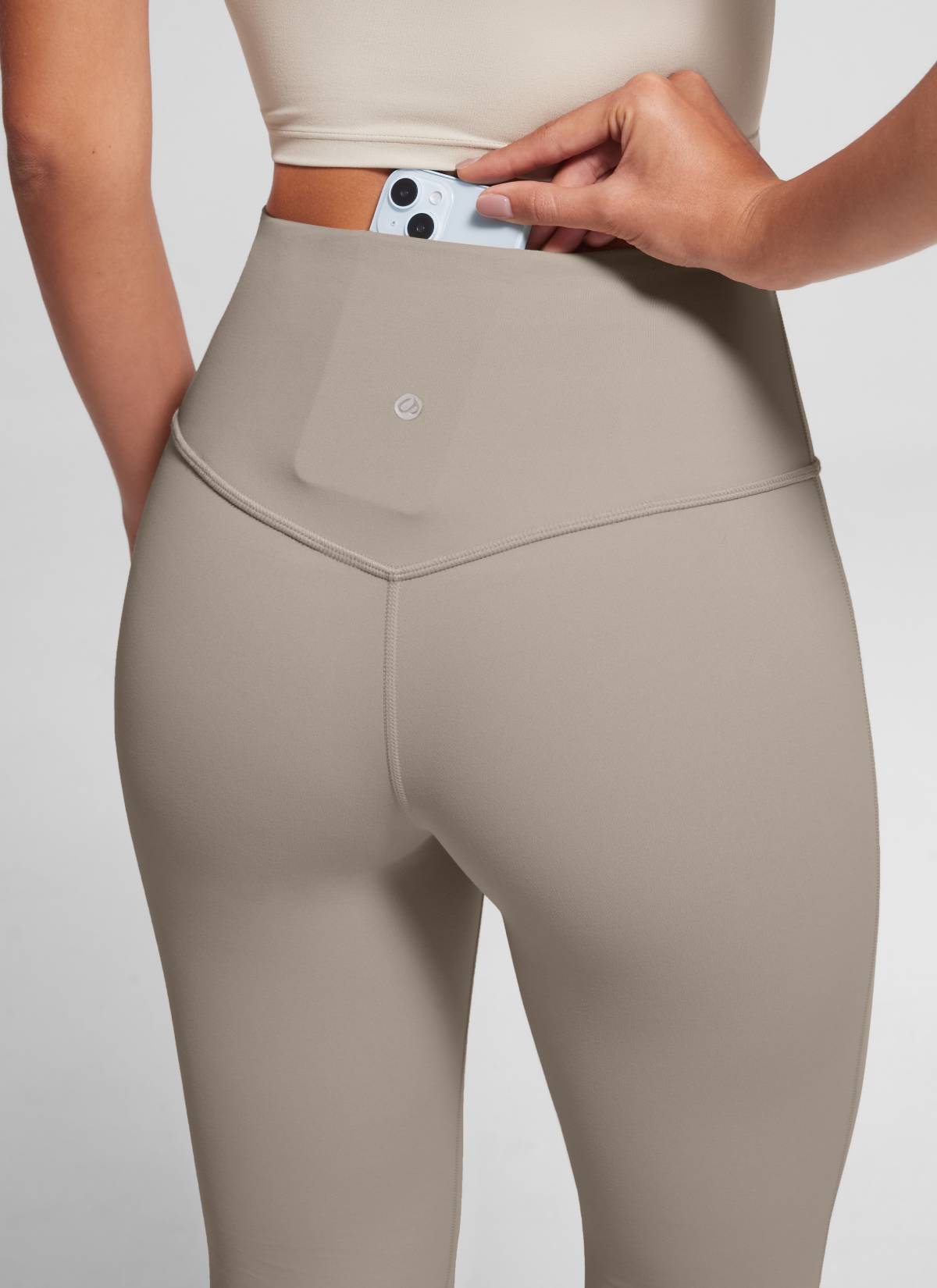 CRZ YOGA Damen Butterluxe Flared Schlaghose Yogahose Leggings - 77.5cm Warmes Aschgrau