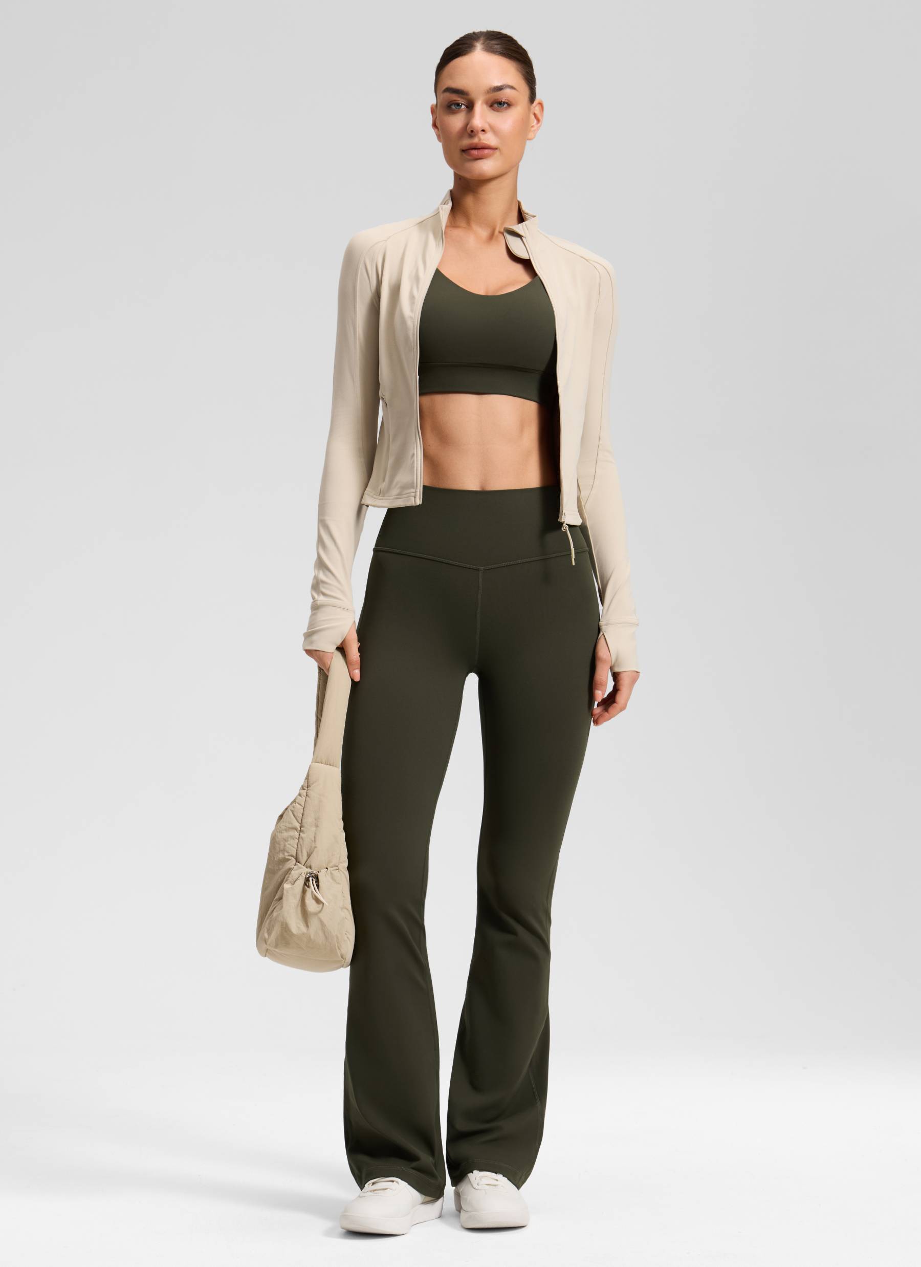 CRZ YOGA Damen Butterluxe Flared Schlaghose Yogahose Leggings - 77.5cm Olivgrün
