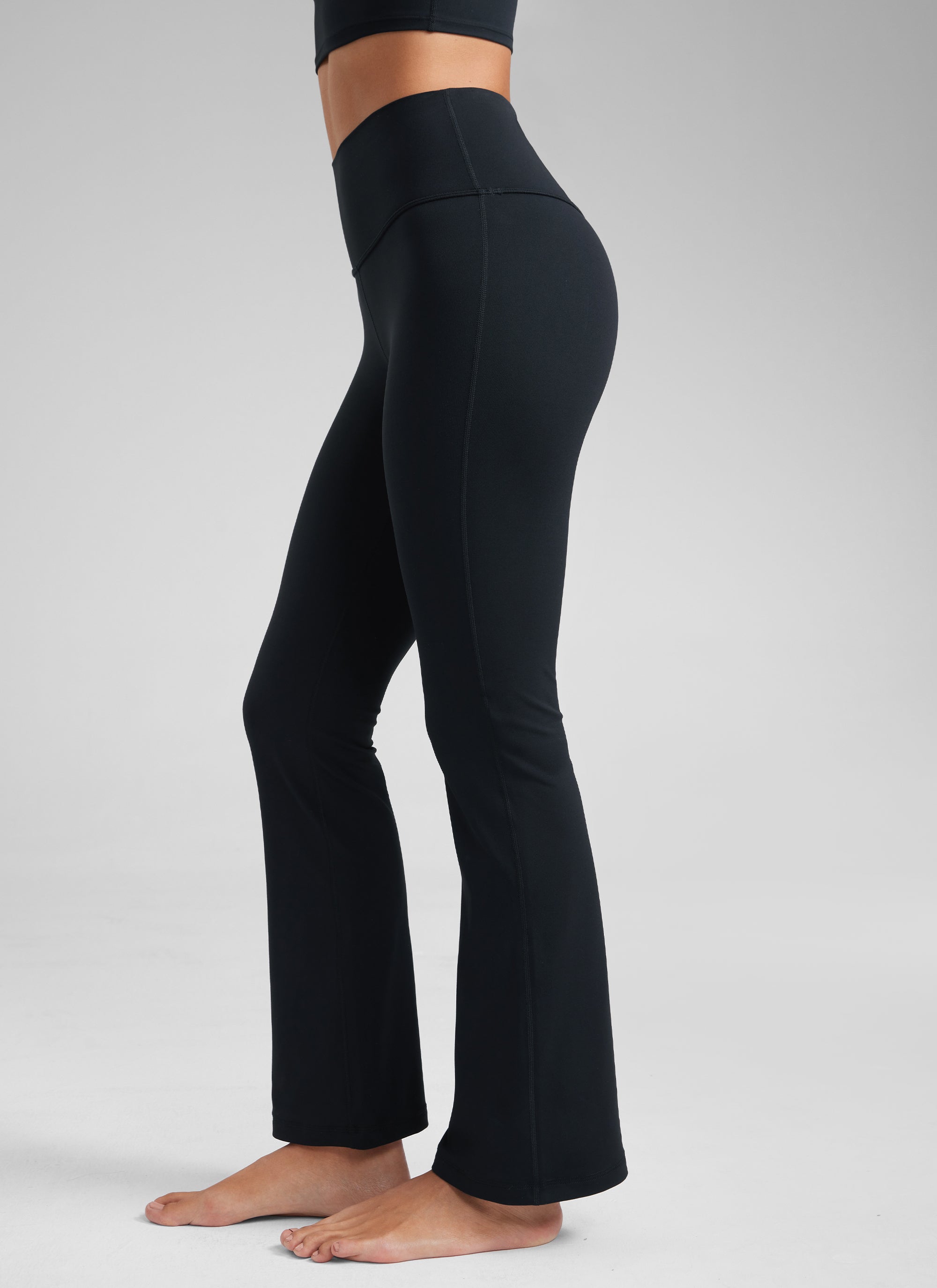 CRZ YOGA Damen Butterluxe Flared Schlaghose Yogahose Leggings - 74cm Schwarz