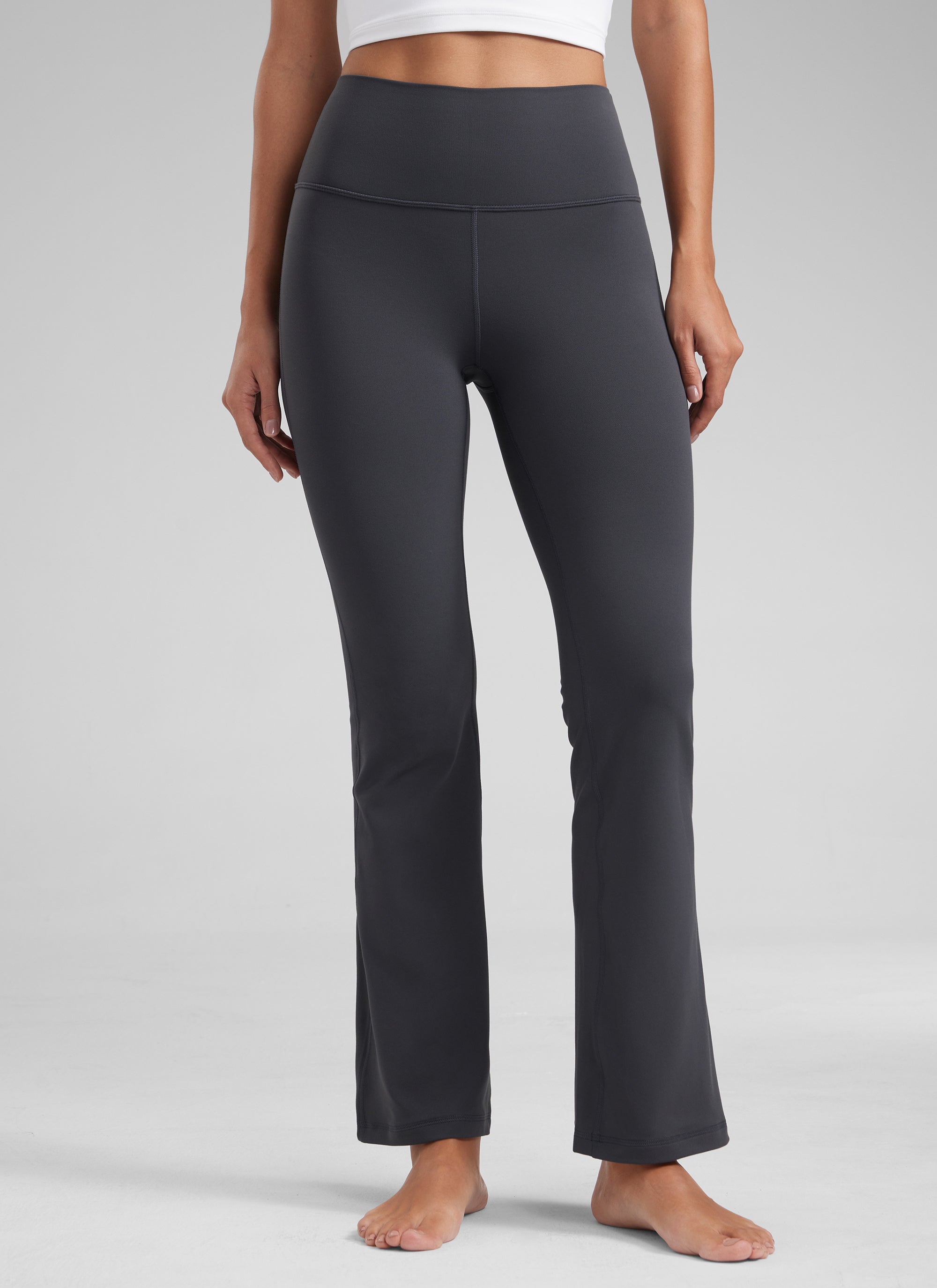 CRZ YOGA Damen Butterluxe Flared Schlaghose Yogahose Leggings - 74cm Mysteriöses Grau