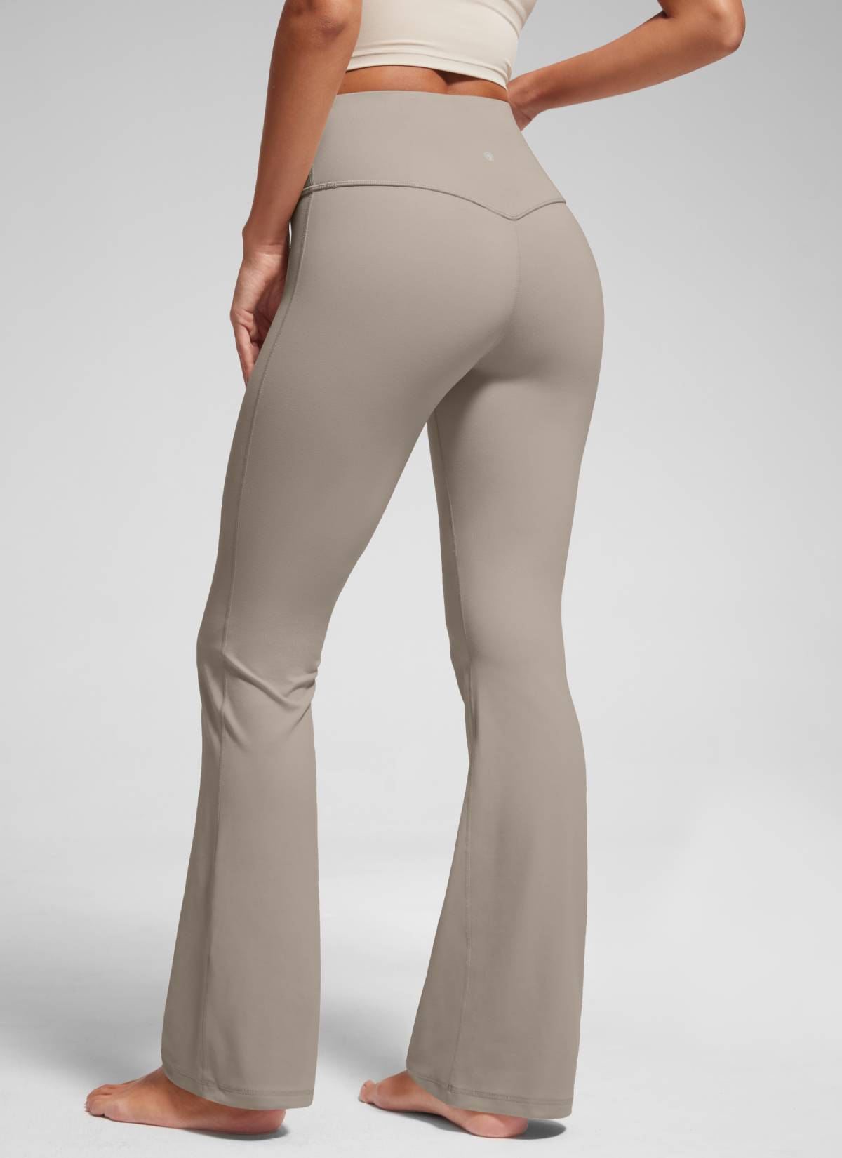 CRZ YOGA Damen Butterluxe Flared Schlaghose Yogahose Leggings - 74cm Warmes Aschgrau