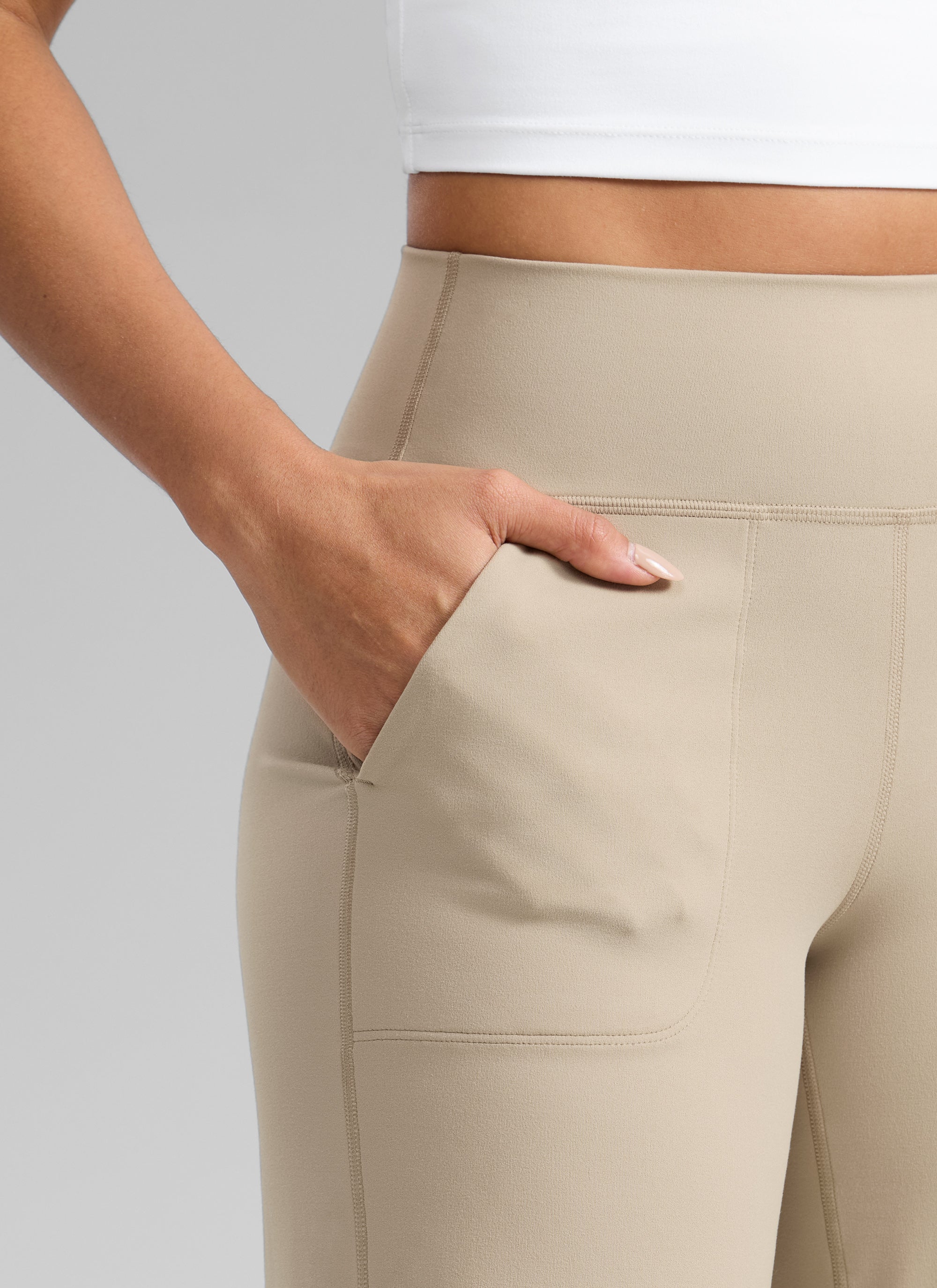 CRZ YOGA Damen Butterlift Weites Bein Hose mit Taschen - 79cm Eiche