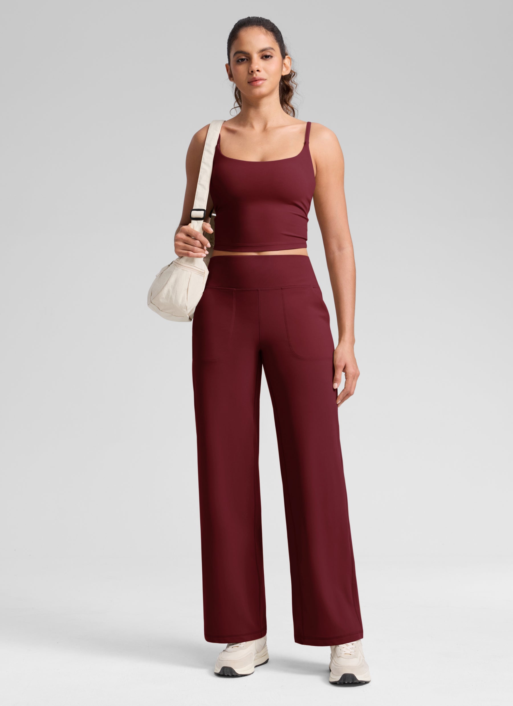CRZ YOGA Damen Butterlift Weites Bein Hose mit Taschen - 84cm Burgund-Bucht @model_info:Q1