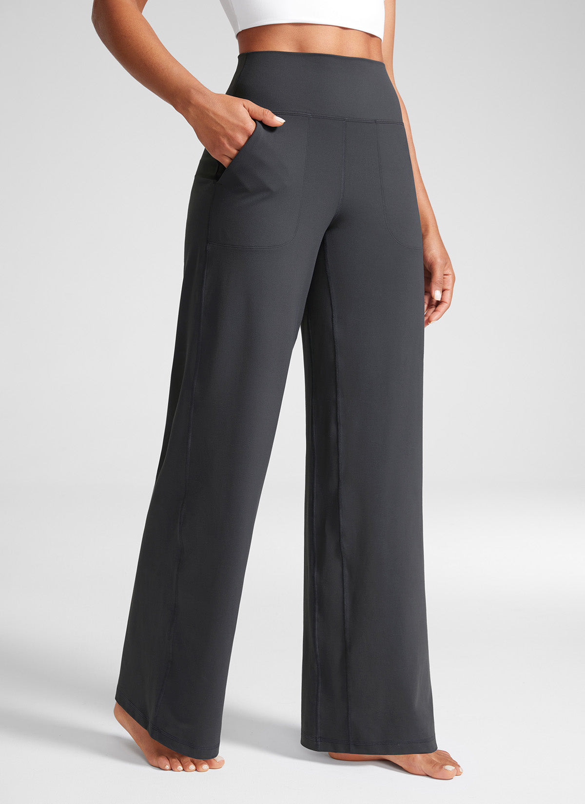 CRZ YOGA Damen Butterlift Weites Bein Hose mit Taschen - 84cm Mysteriöses Grau @model_info:A