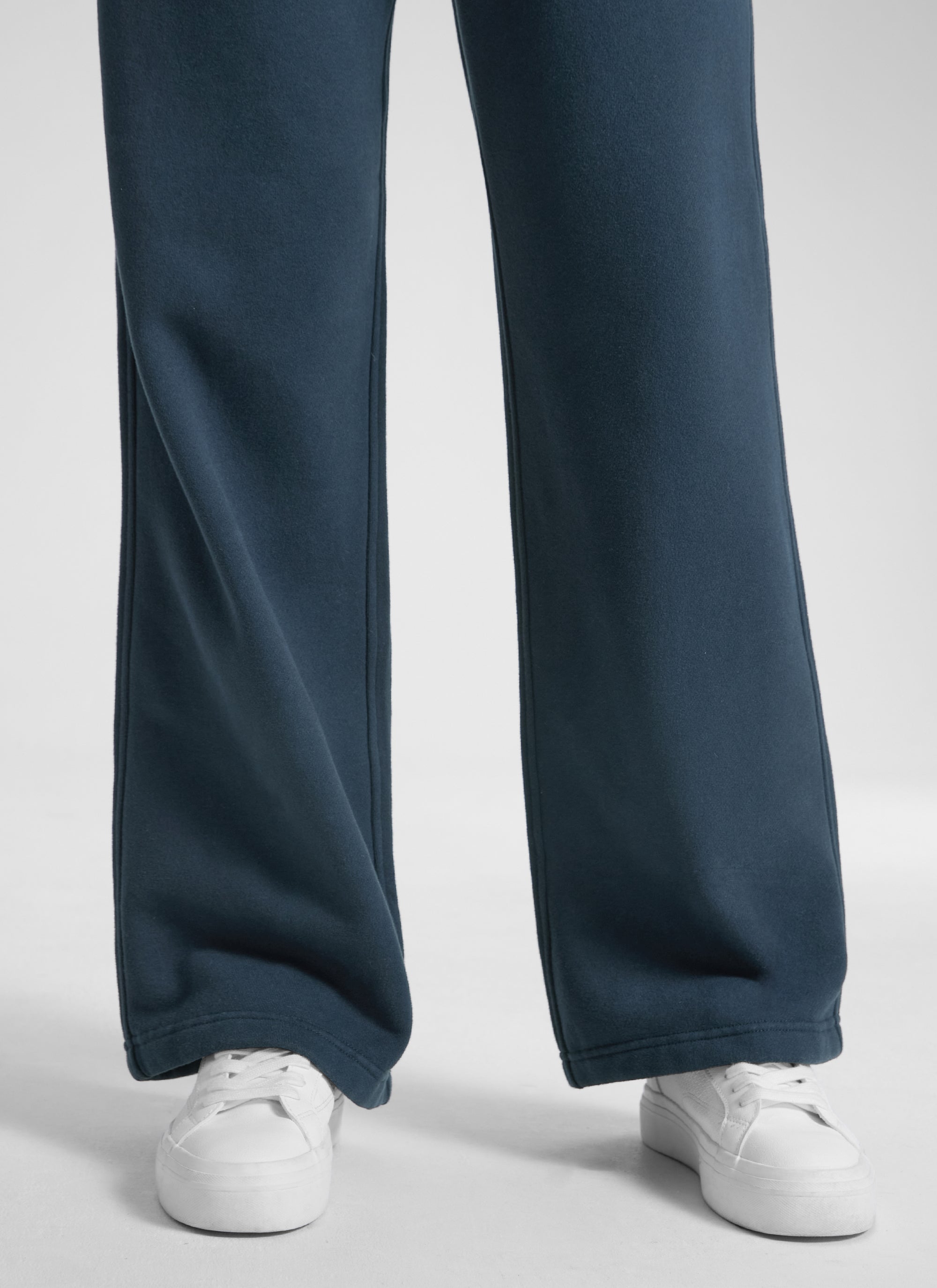 CRZ YOGA Damen Gefütterte Baumwolle Hose mit Taschen - 76 cm Tinte Blau @model_info:Jenna