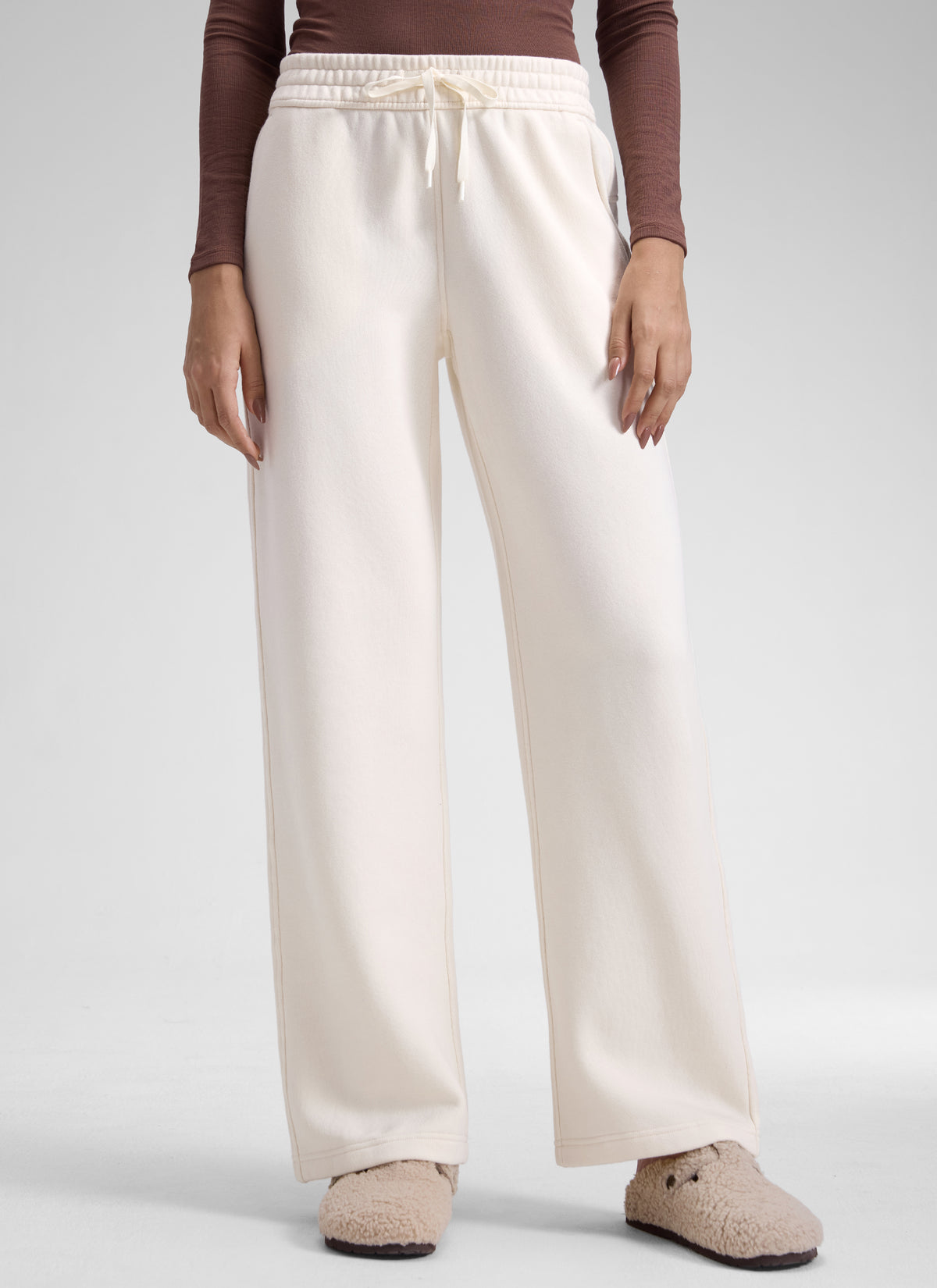 CRZ YOGA Damen Gefütterte Baumwolle Hose mit Taschen - 76 cm Milchig Weiß @model_info:Jenna