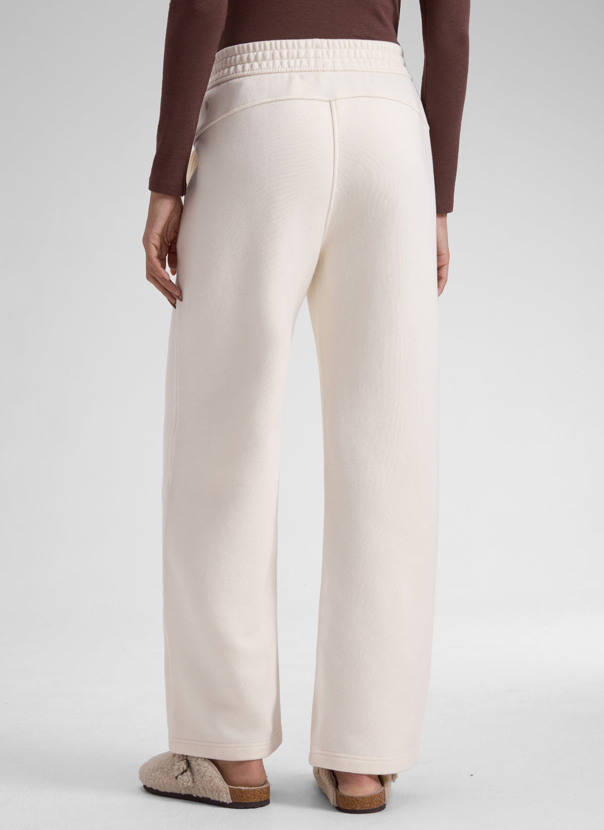 CRZ YOGA Damen Gefütterte Baumwolle Hose mit Taschen - 76 cm Milchig Weiß @model_info:Jenna