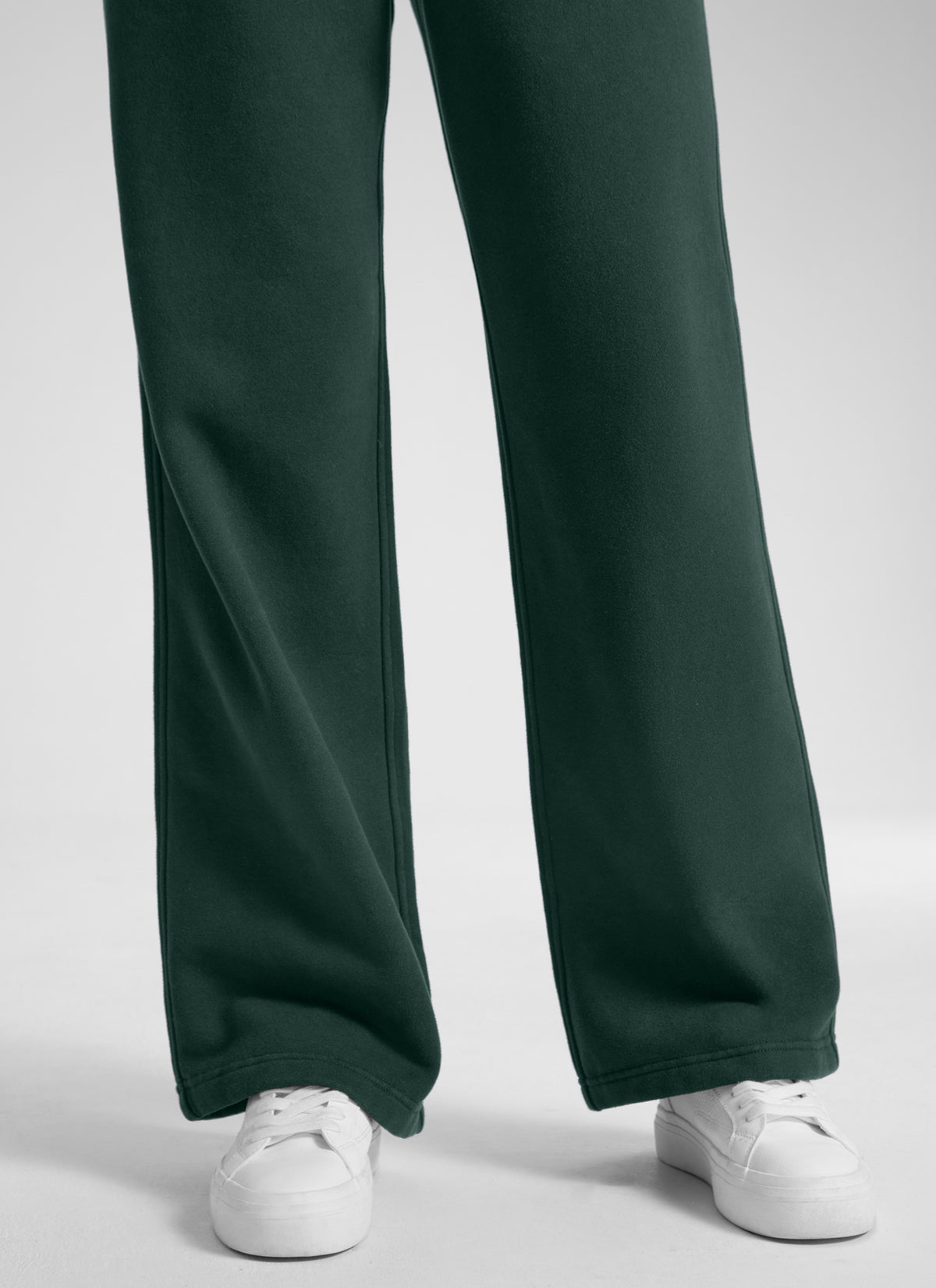 CRZ YOGA Damen Gefütterte Baumwolle Hose mit Taschen - 76 cm Legende Grün @model_info:Jenna