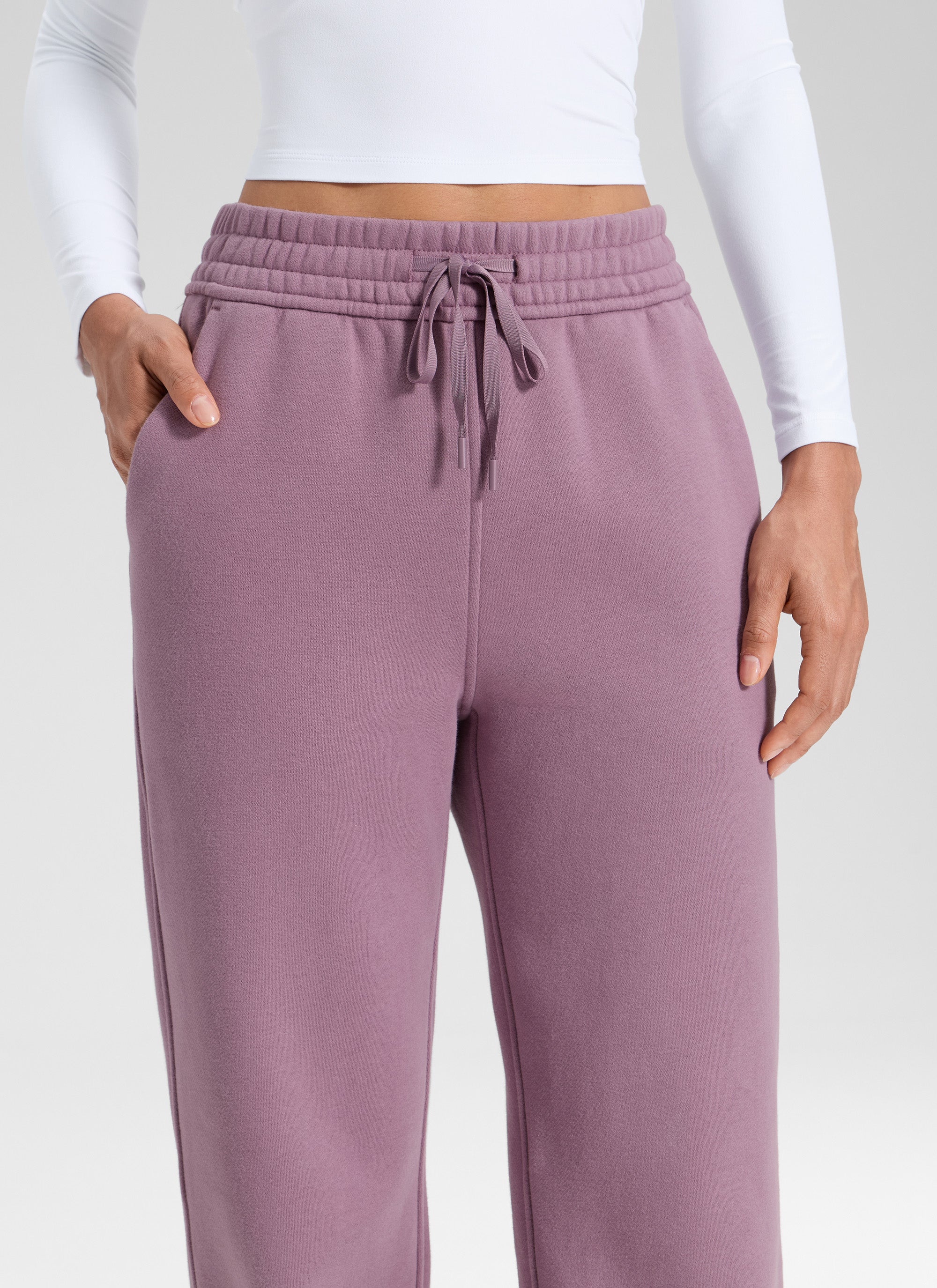 CRZ YOGA Damen Gefütterte Baumwolle Hose mit Taschen - 76 cm Lavendel Hell @model_info:Larissa
