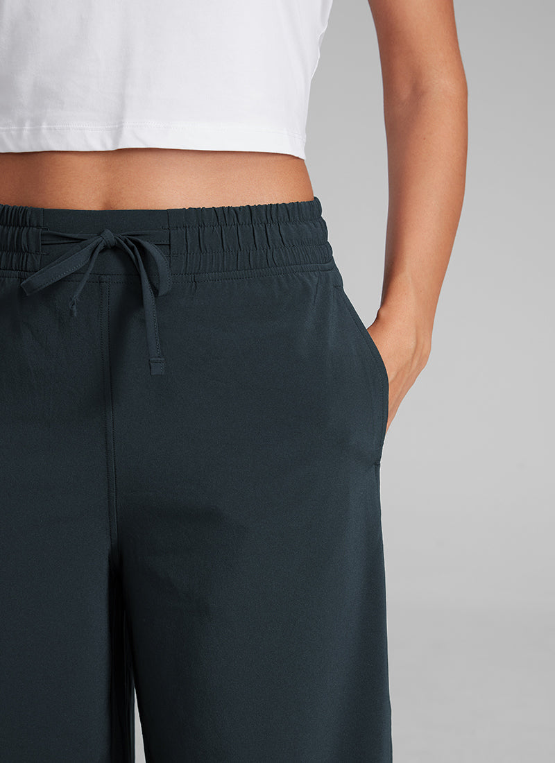 CRZ YOGA Damen Leicht Weites Bein mit Taschen - 64cm Echte Marine