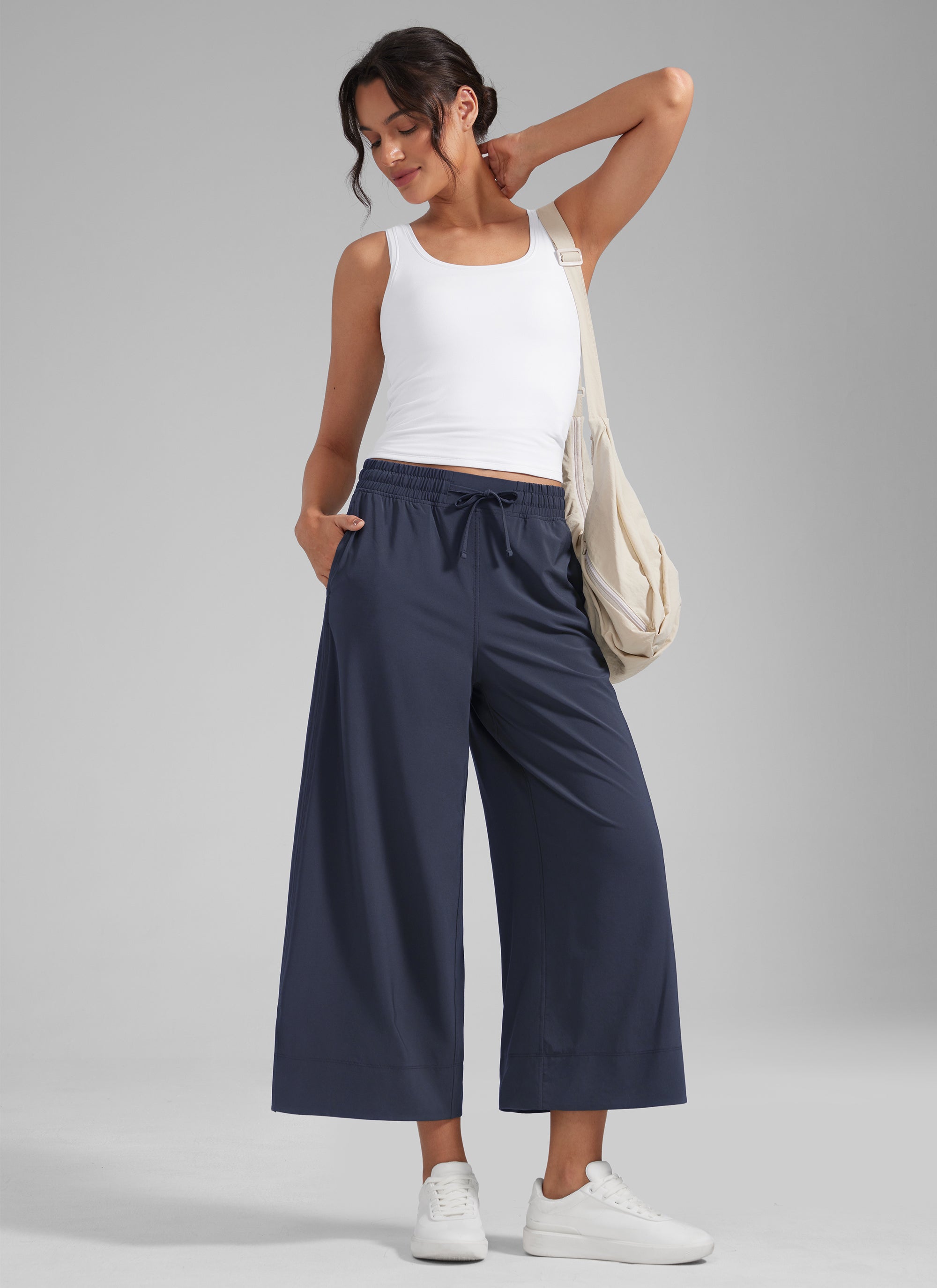 CRZ YOGA Damen Leicht Weites Bein mit Taschen - 64cm Marine