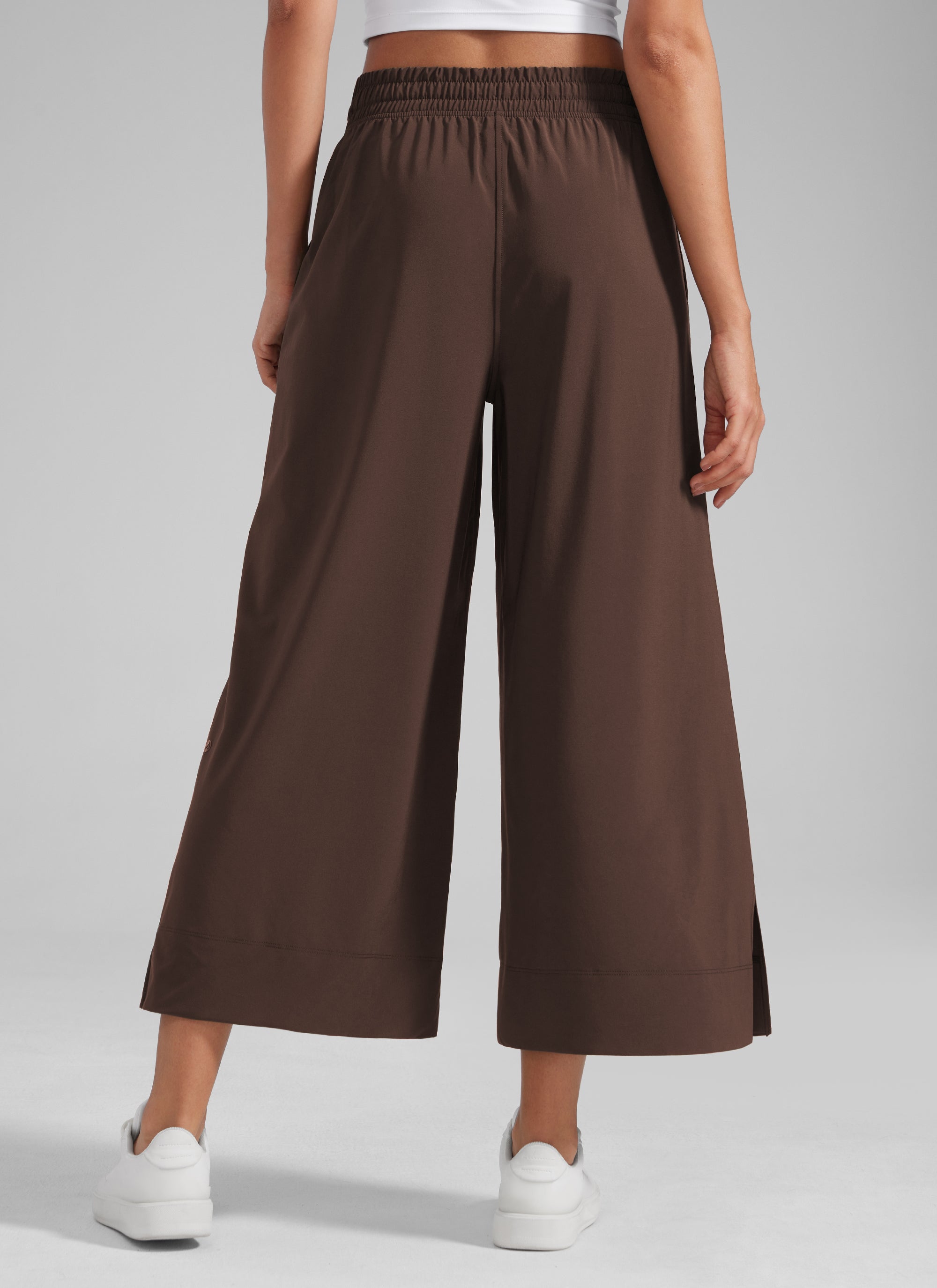 CRZ YOGA Damen Leicht Weites Bein mit Taschen - 64cm Heißes Fudge-Brown
