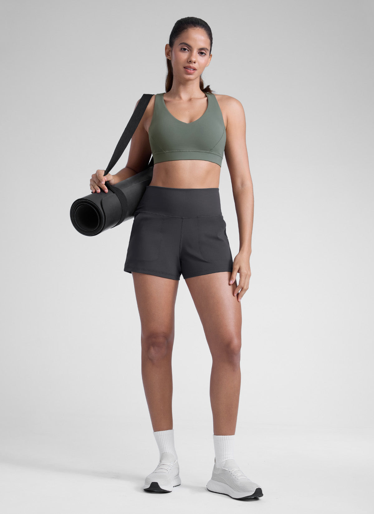 CRZ YOGA Damen Butterlift Shorts mit Taschen ohne Liner - 8 cm Mysteriöses Grau