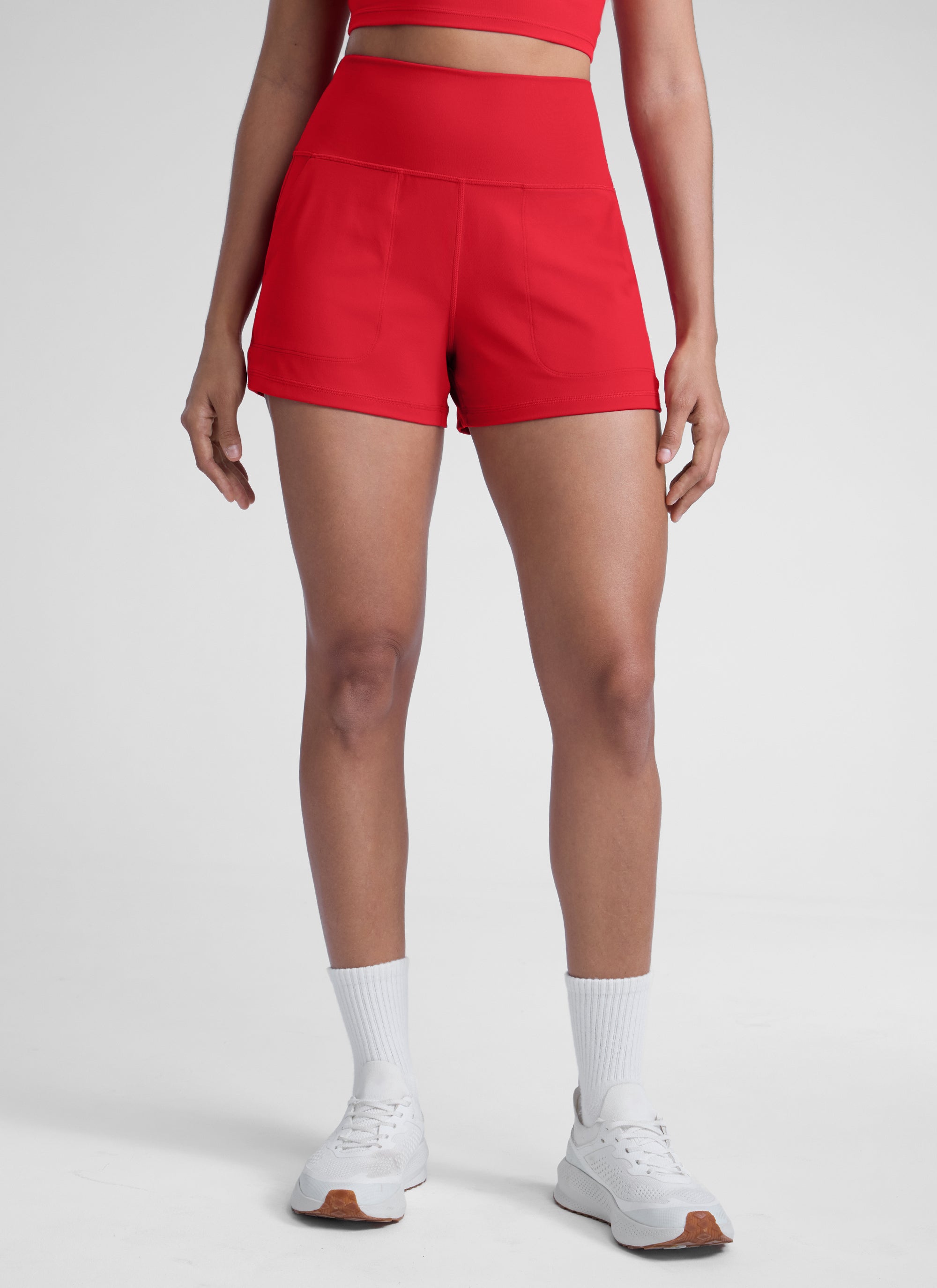 CRZ YOGA Damen Butterlift Shorts mit Taschen ohne Liner - 8 cm Aurora Rot