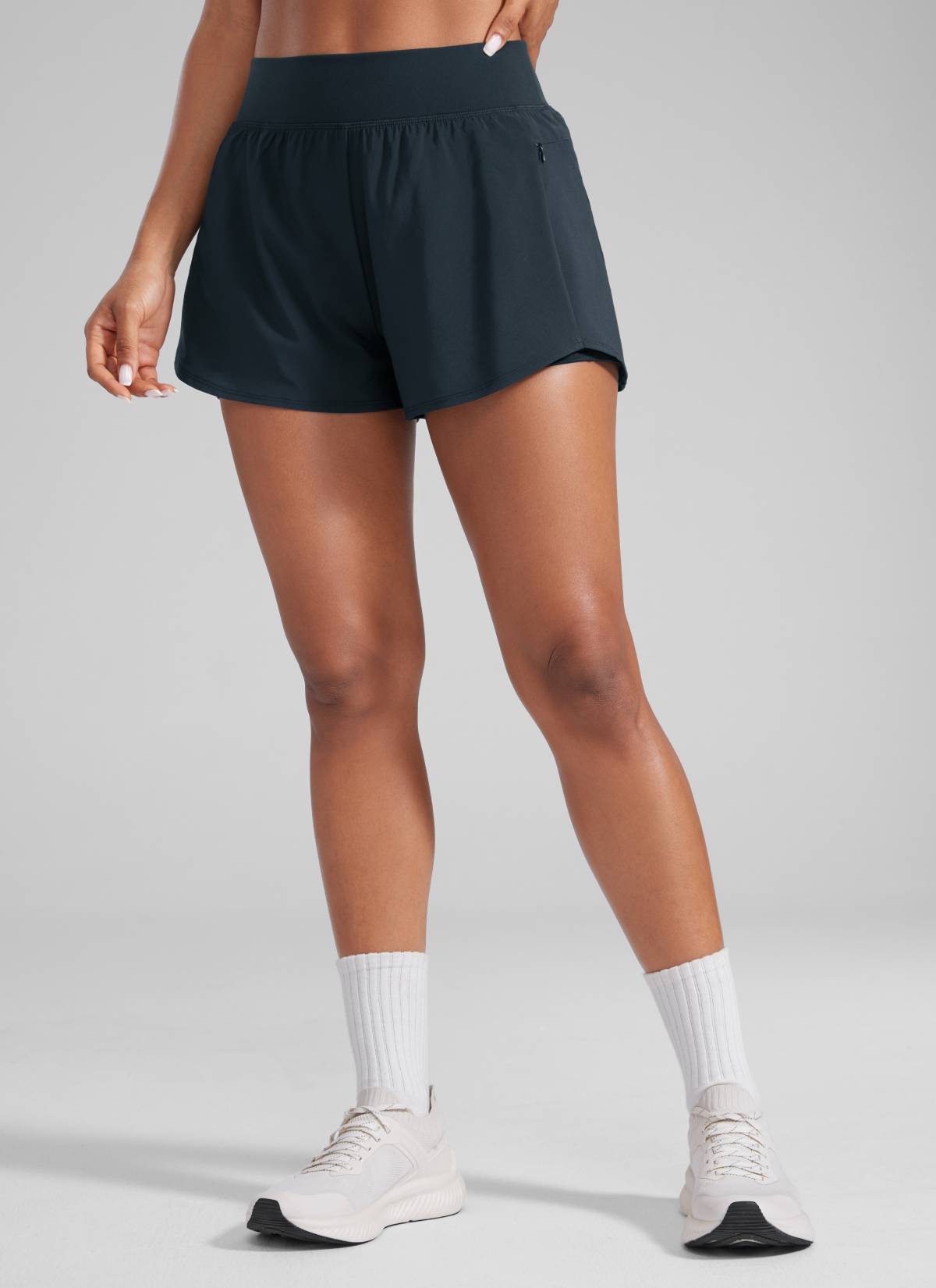 CRZ YOGA Damen 2 in 1 Laufshorts mit Reißverschlusstaschen - 8 cm Echte Marine